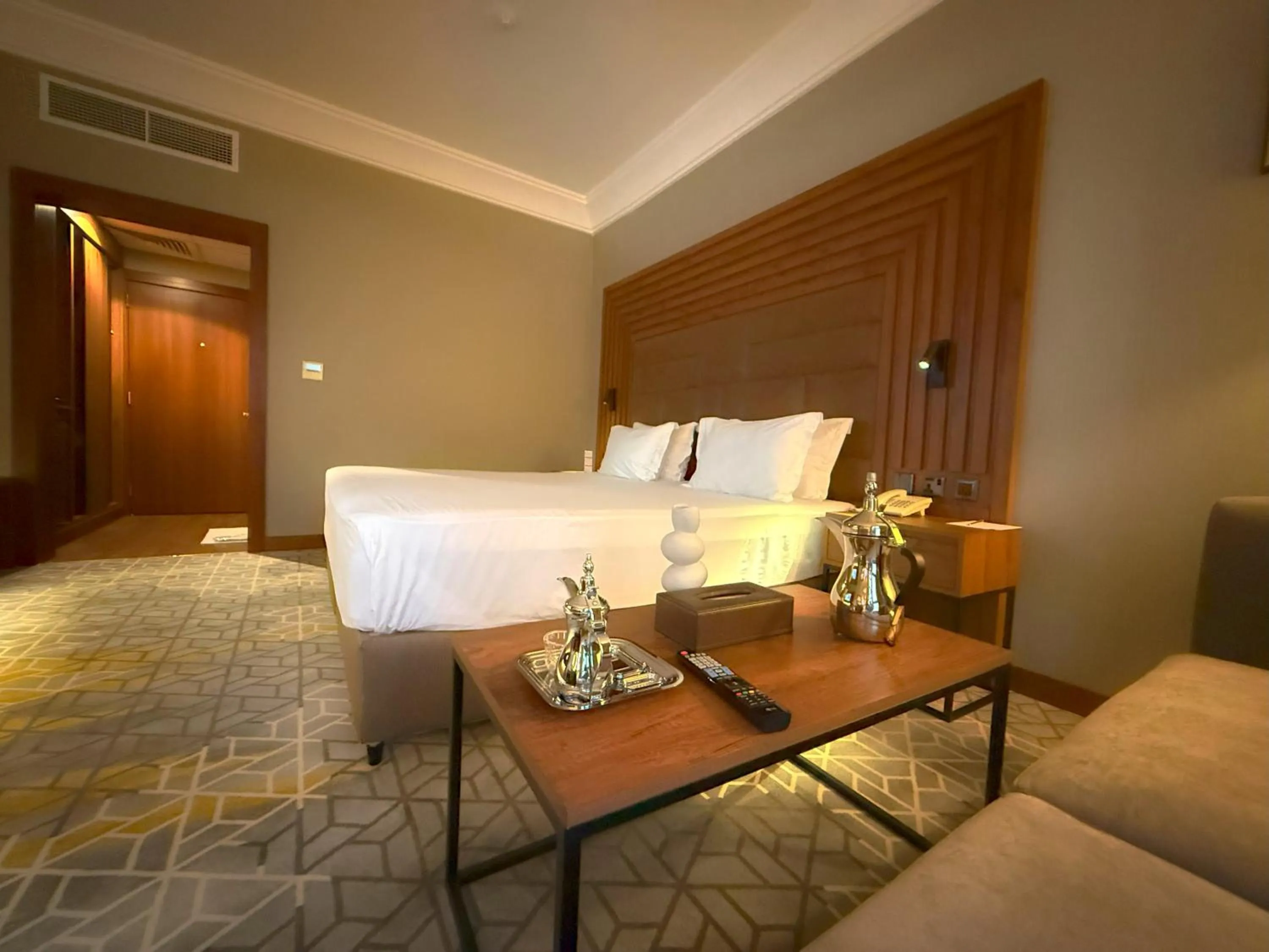 Bedroom, Bed in Crown Town Hotel