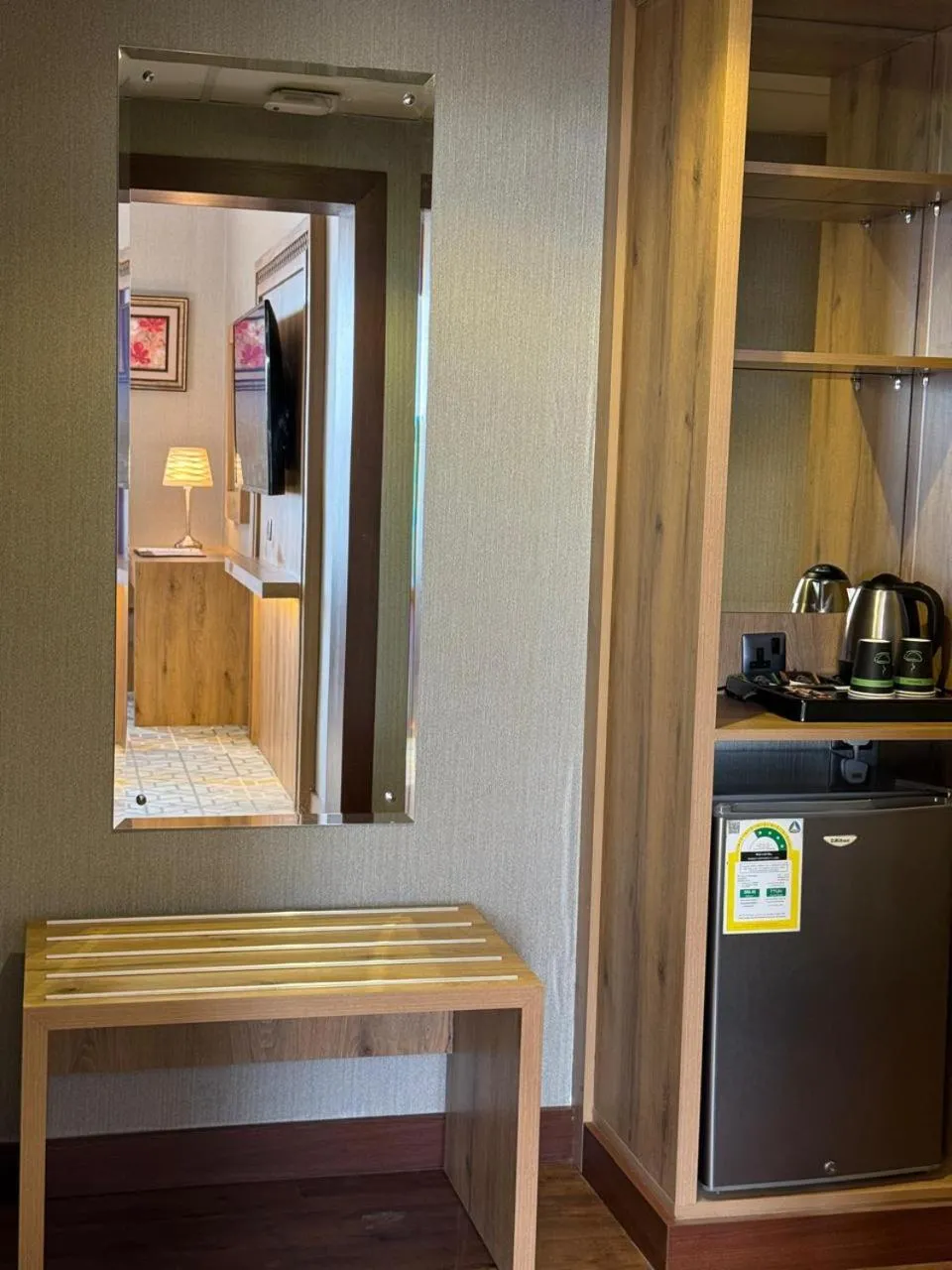 Coffee/tea facilities in Crown Town Hotel