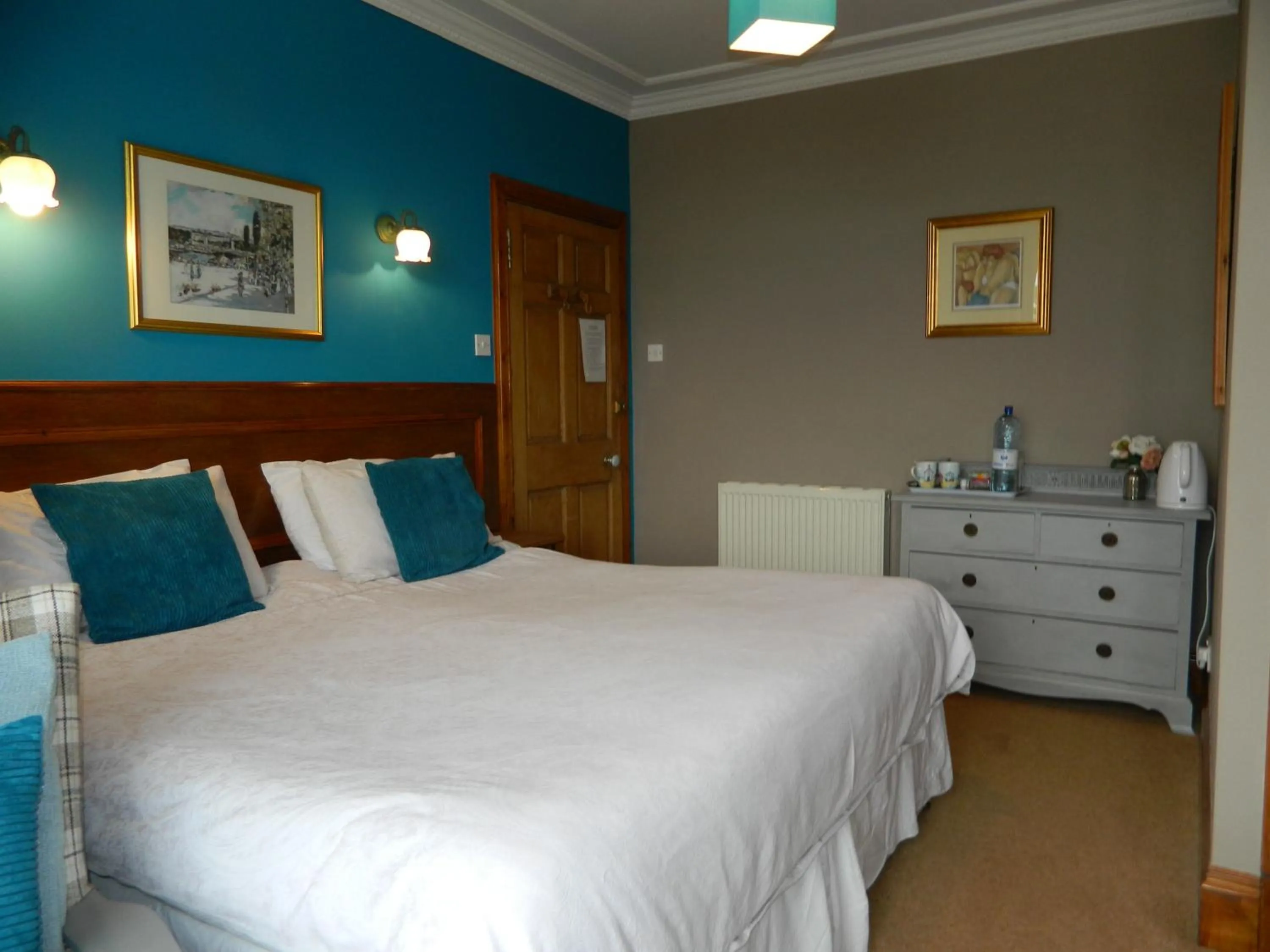 Sea view, Bed in Sunnyside House