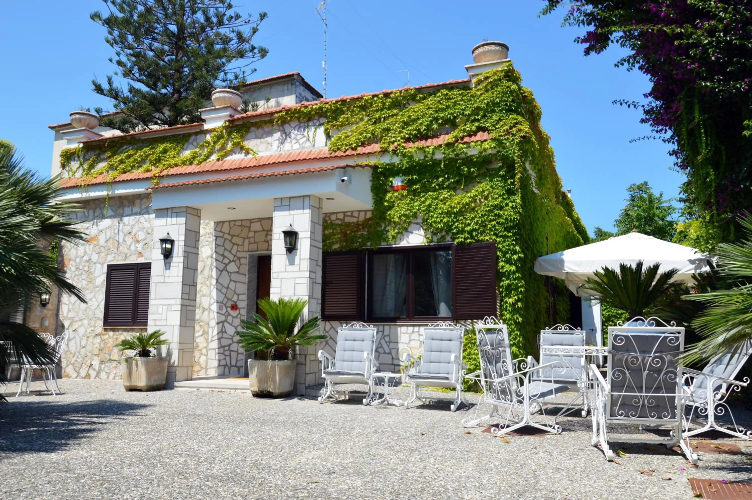 Facade/entrance in Dimora San Bartolomeo