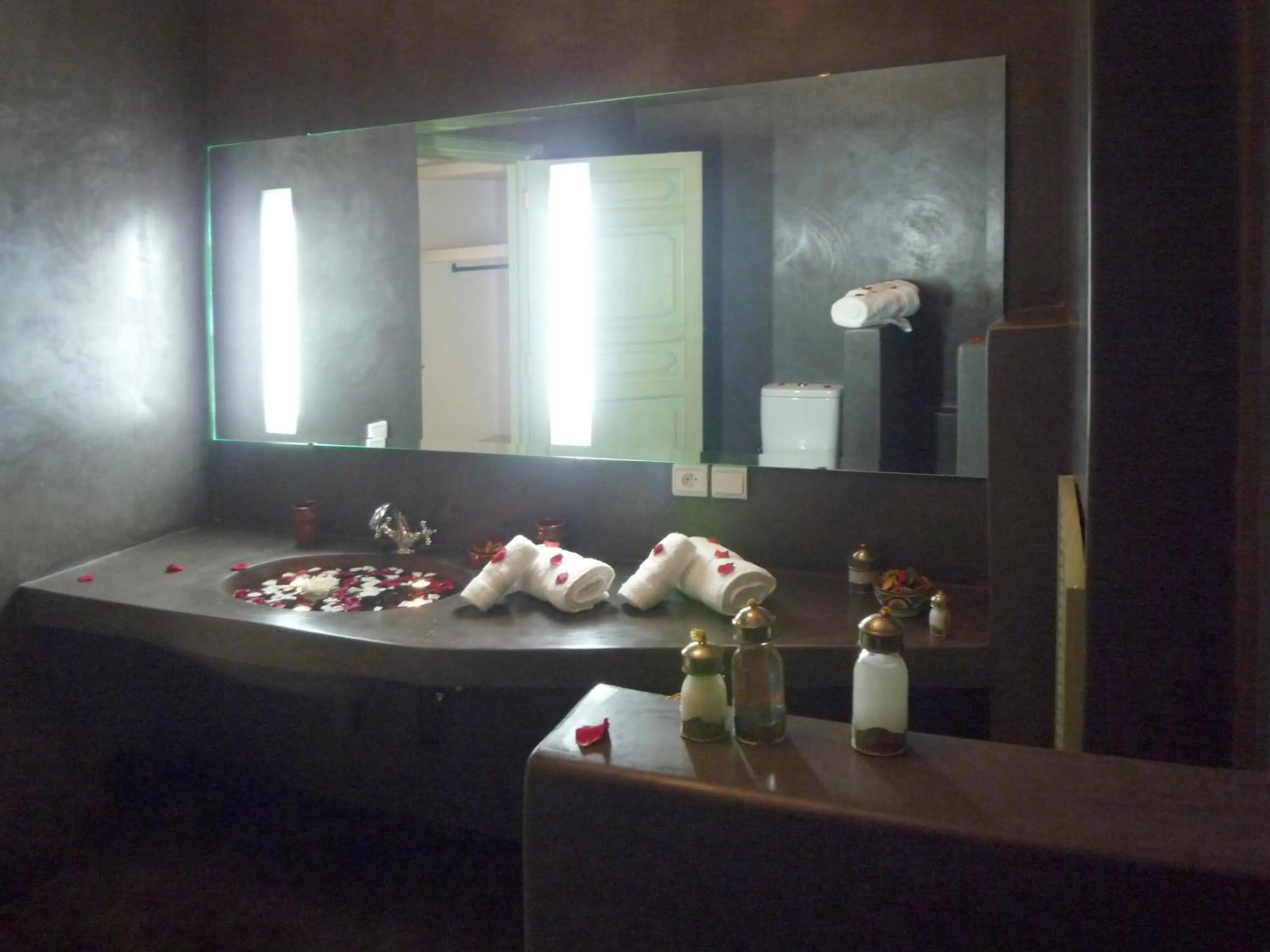 Bathroom in Riad Azahar