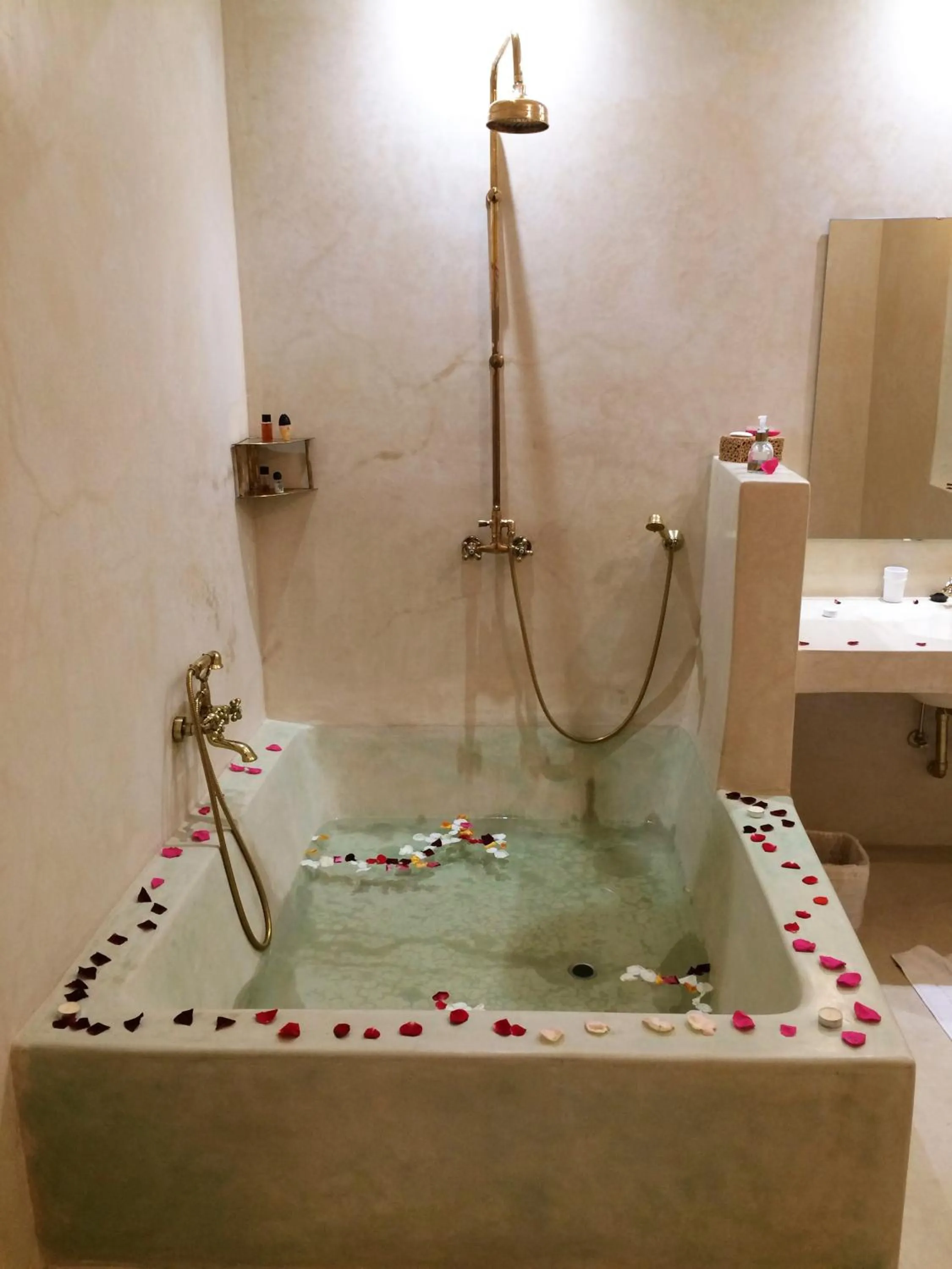 Bathroom in Riad Azahar