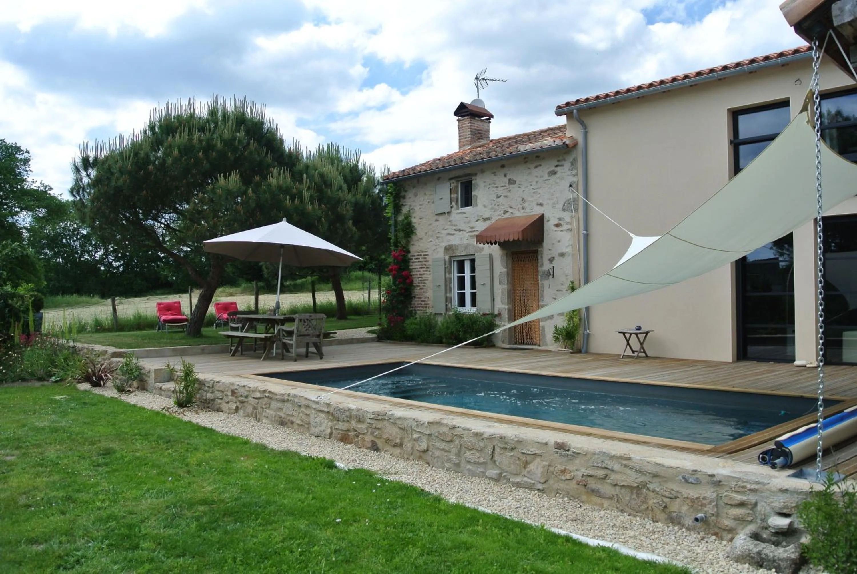 Swimming pool in les epis du vent