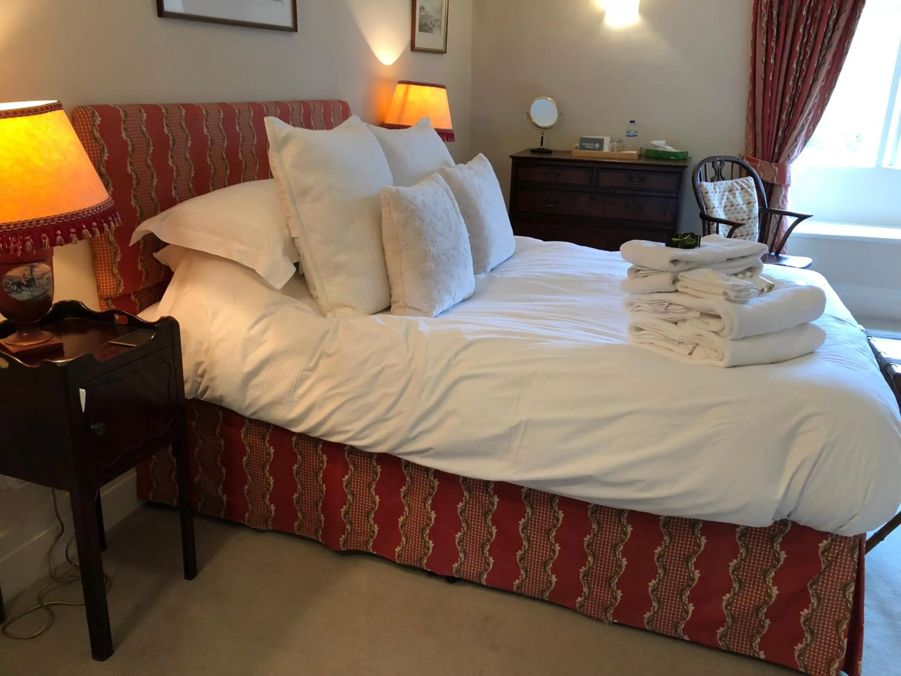 Bed in Aylworth Manor