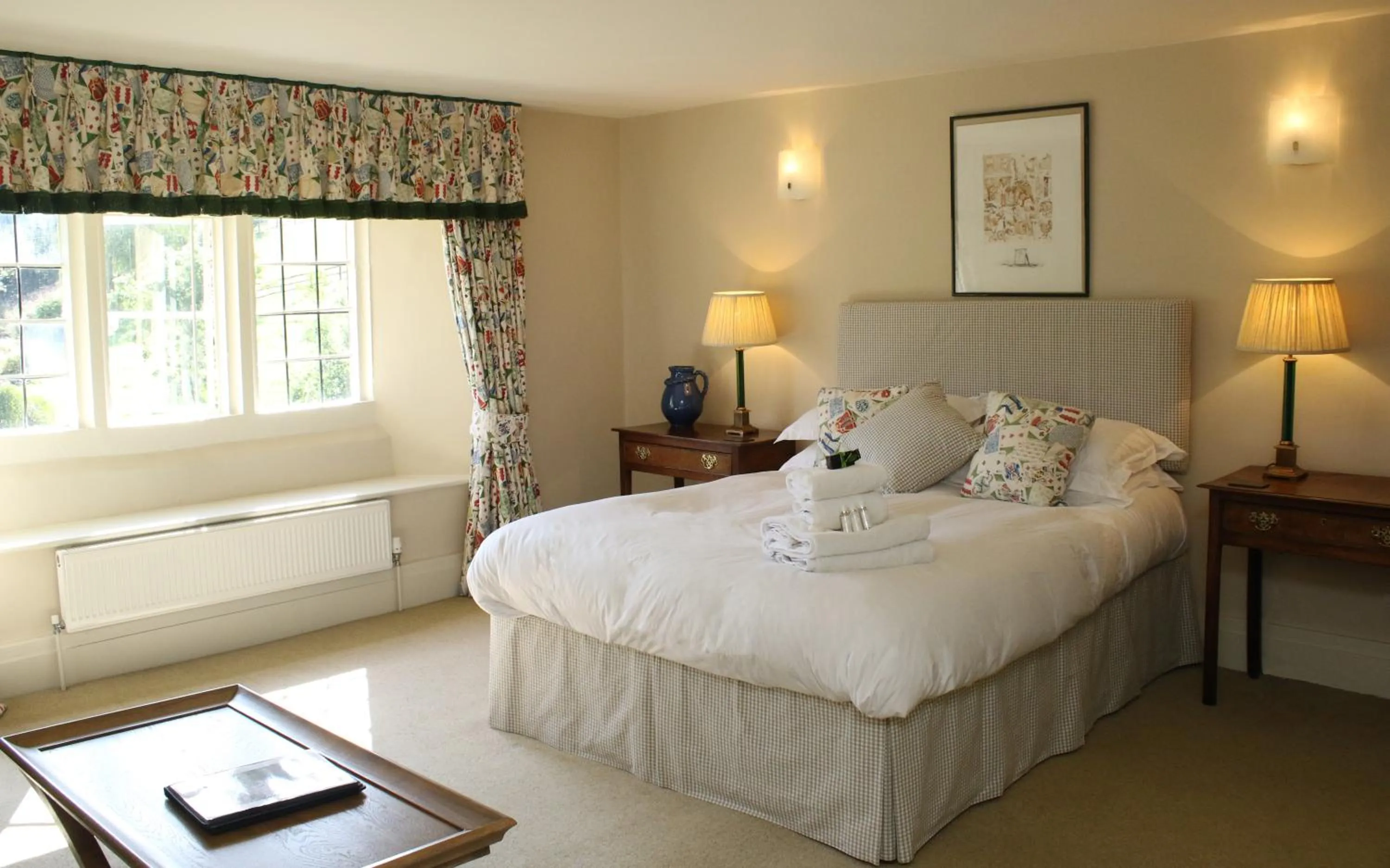Bed in Aylworth Manor