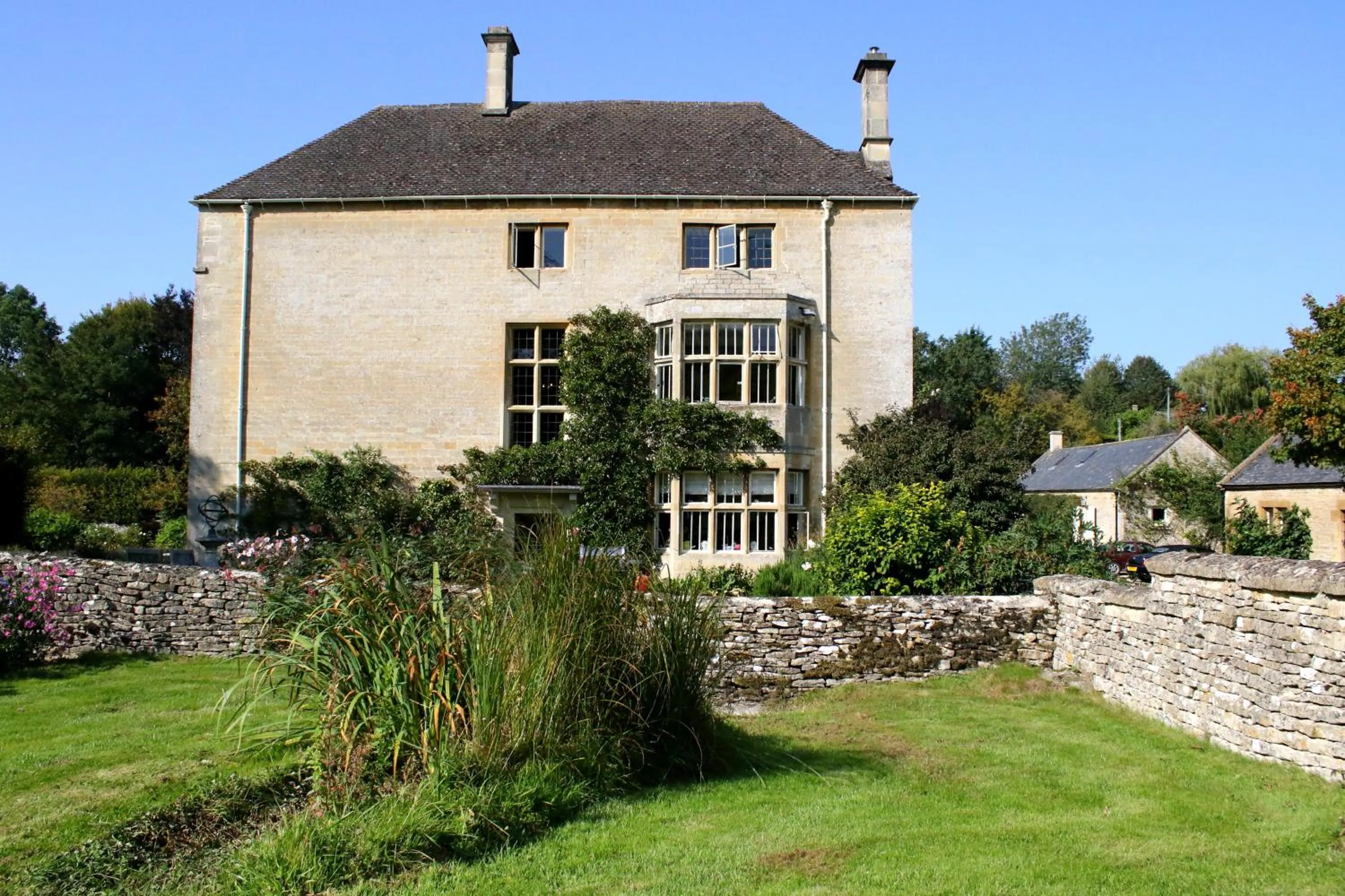 Aylworth Manor