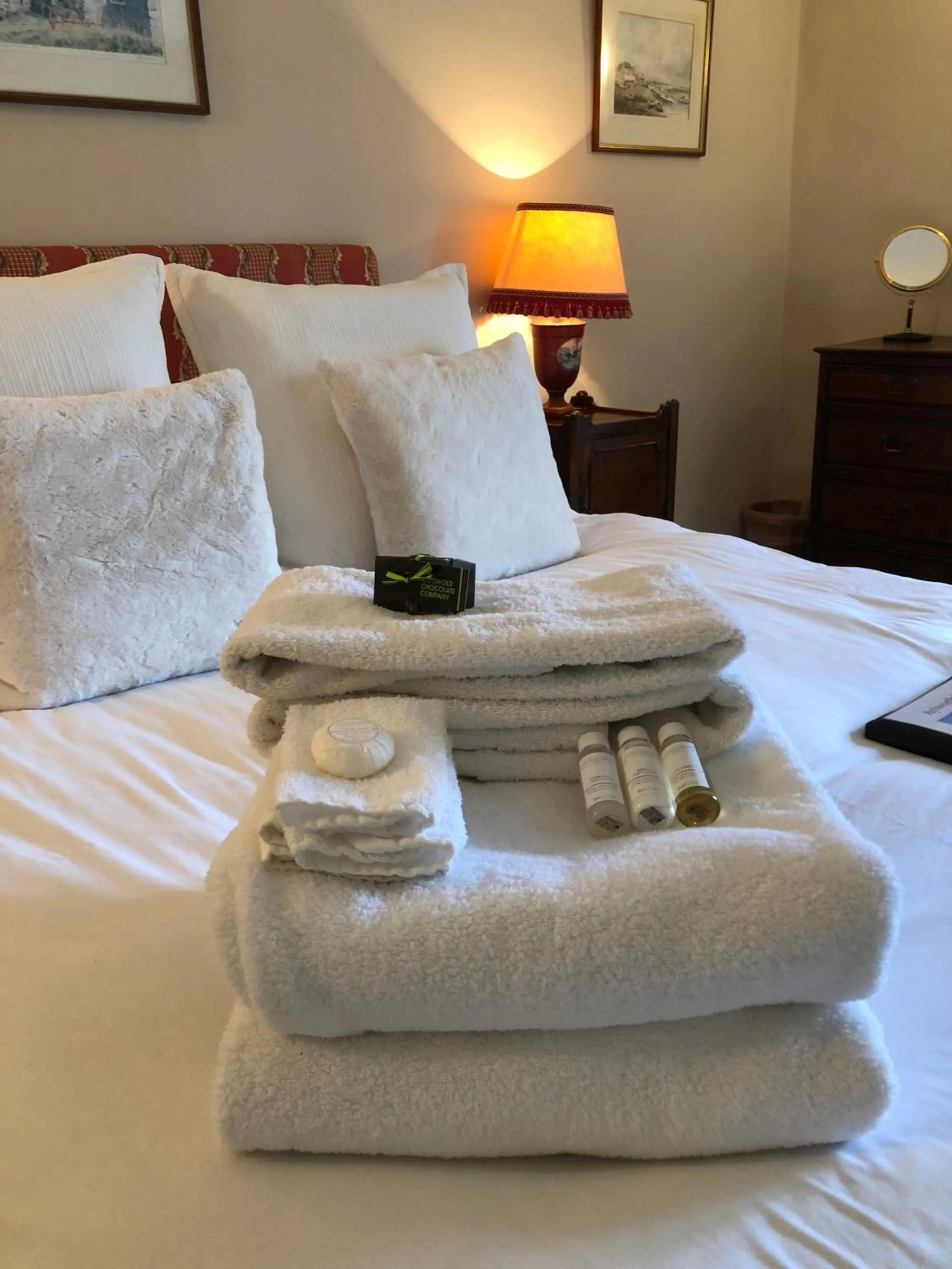 Bed in Aylworth Manor