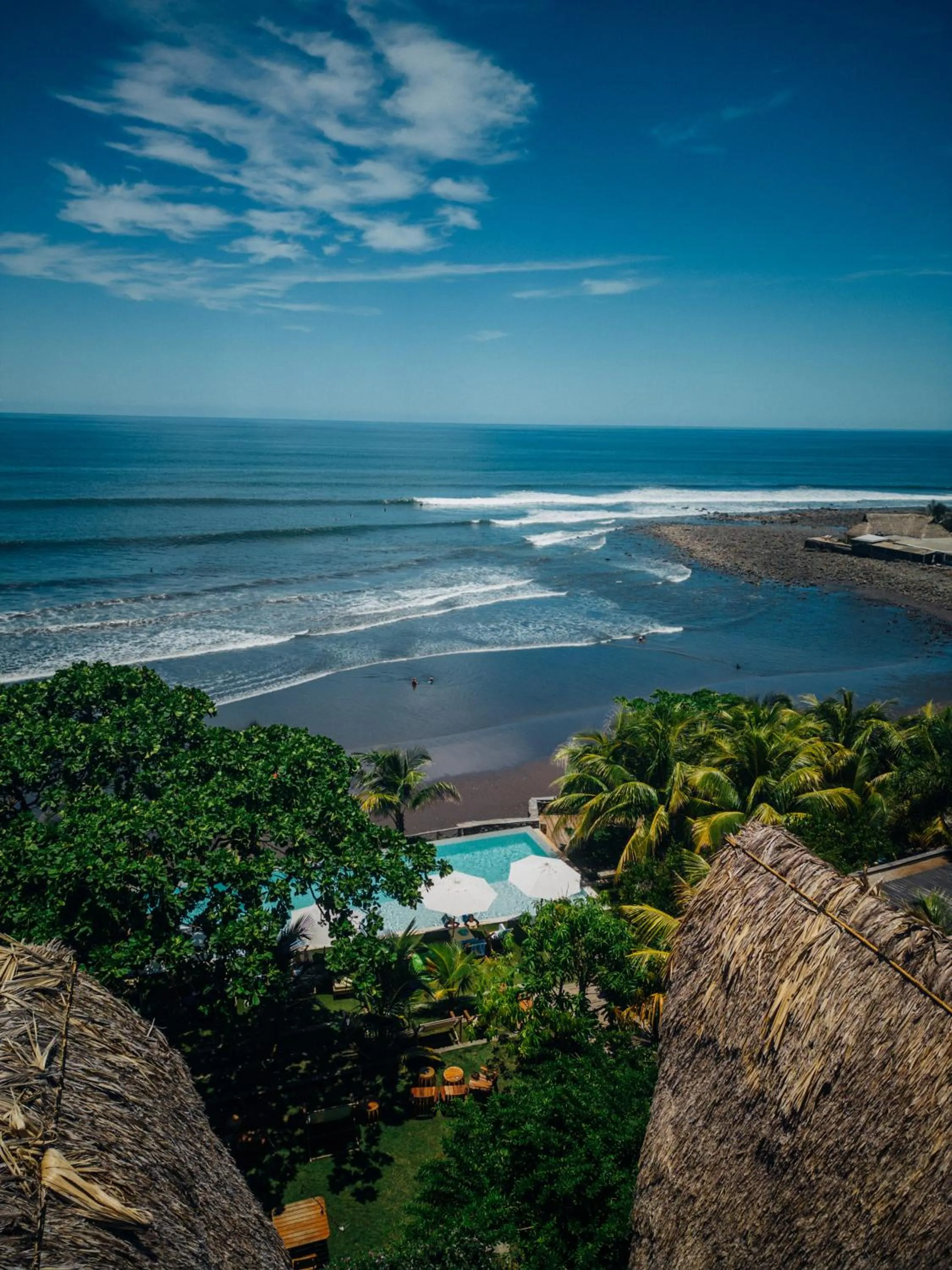 Puro Surf Hotel & Performance Academy