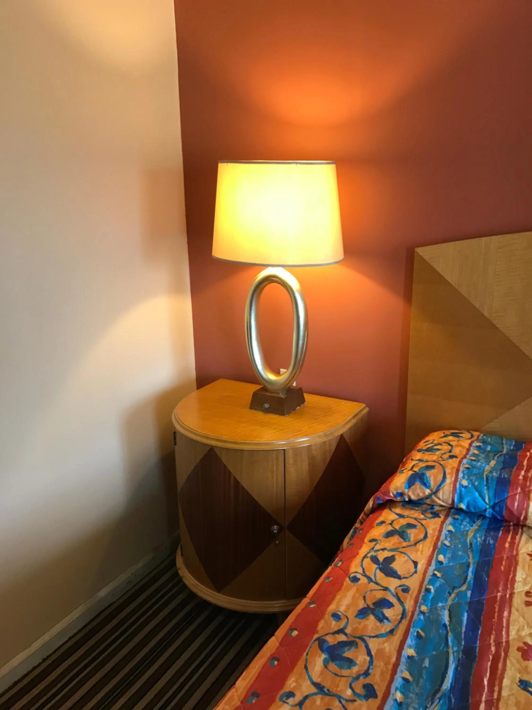 Bedroom, Bed in Sunset Motel