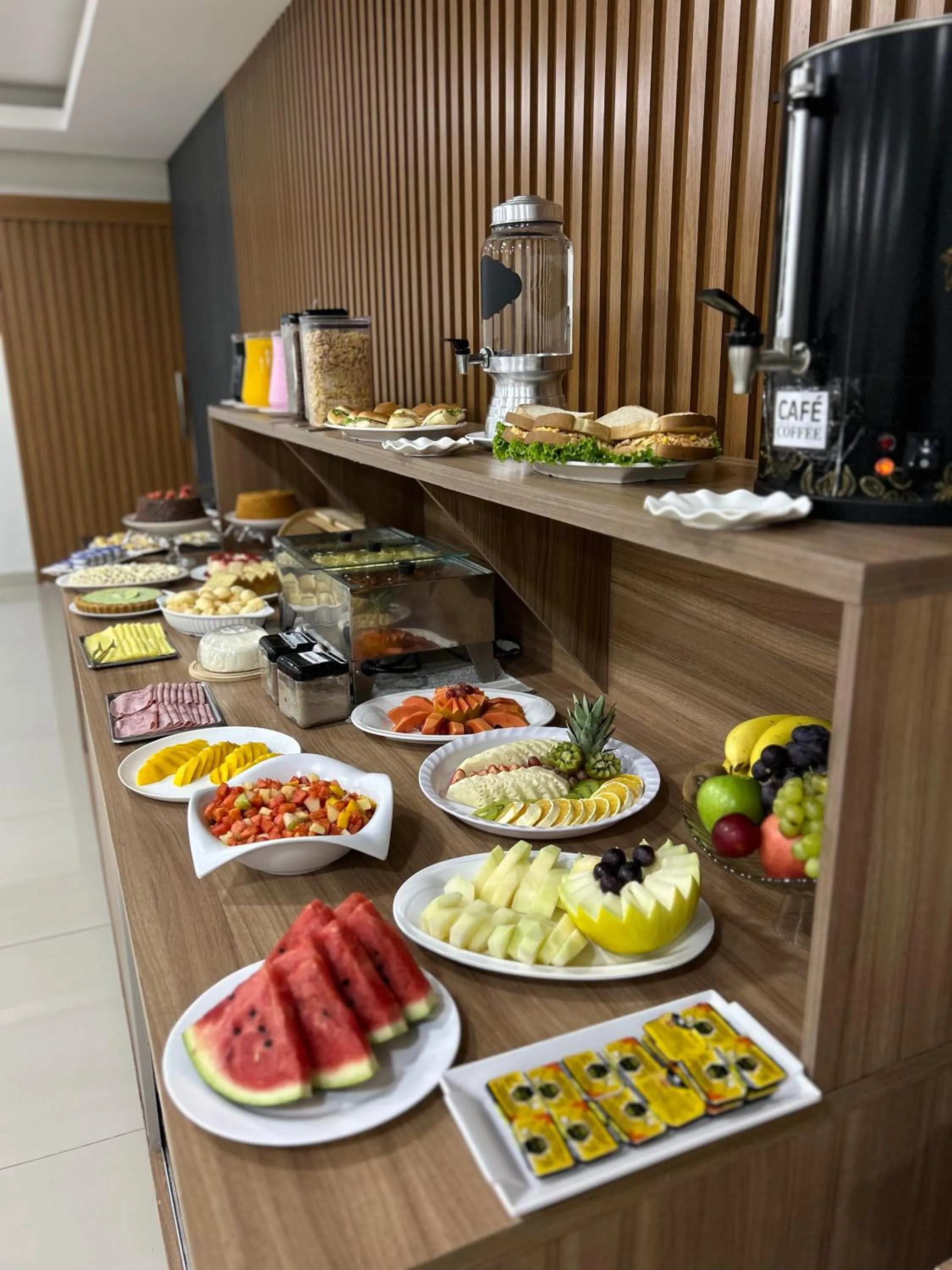 Aeroporto Plaza Hotel