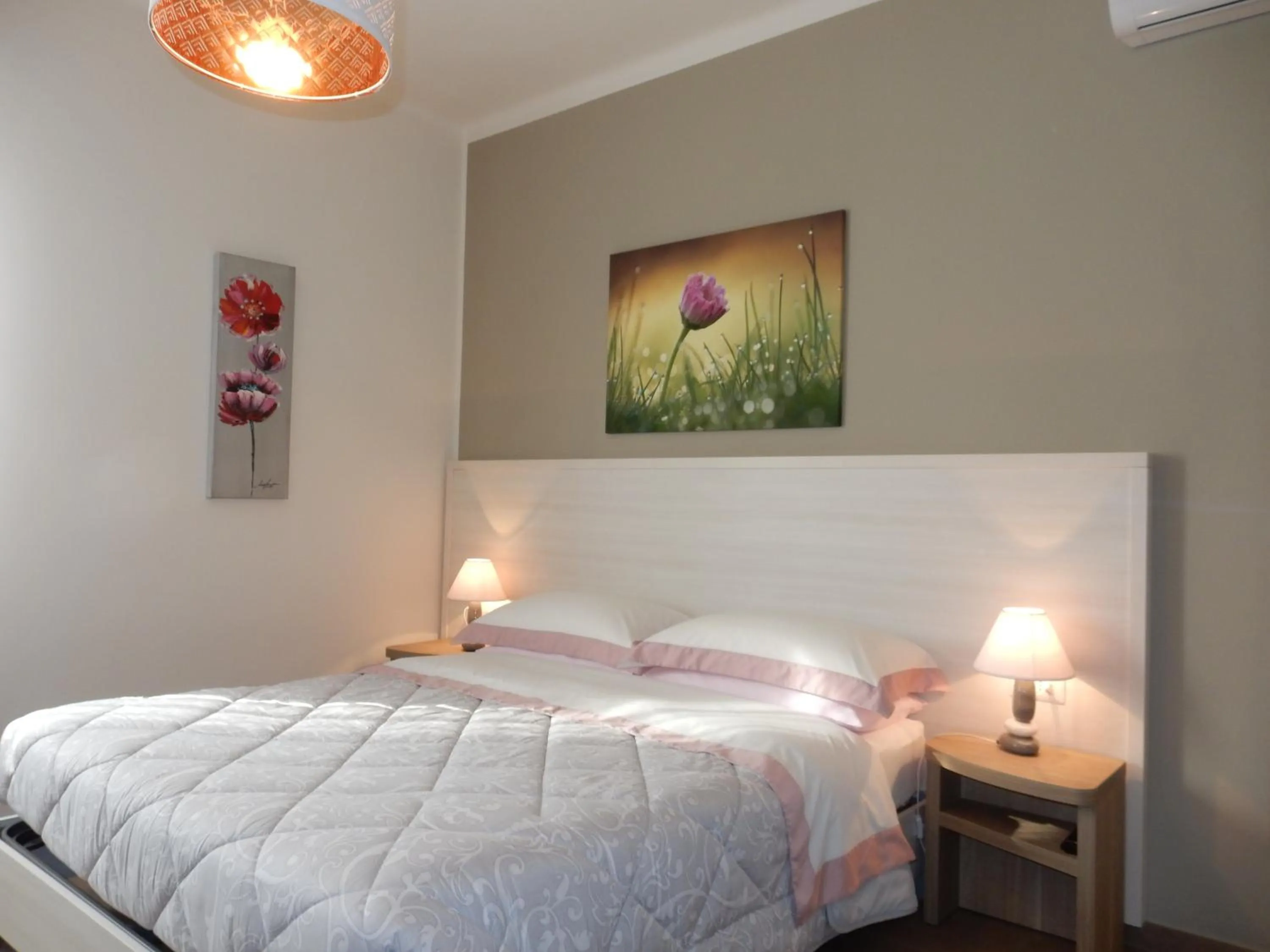 Bedroom in La Casa di Diana