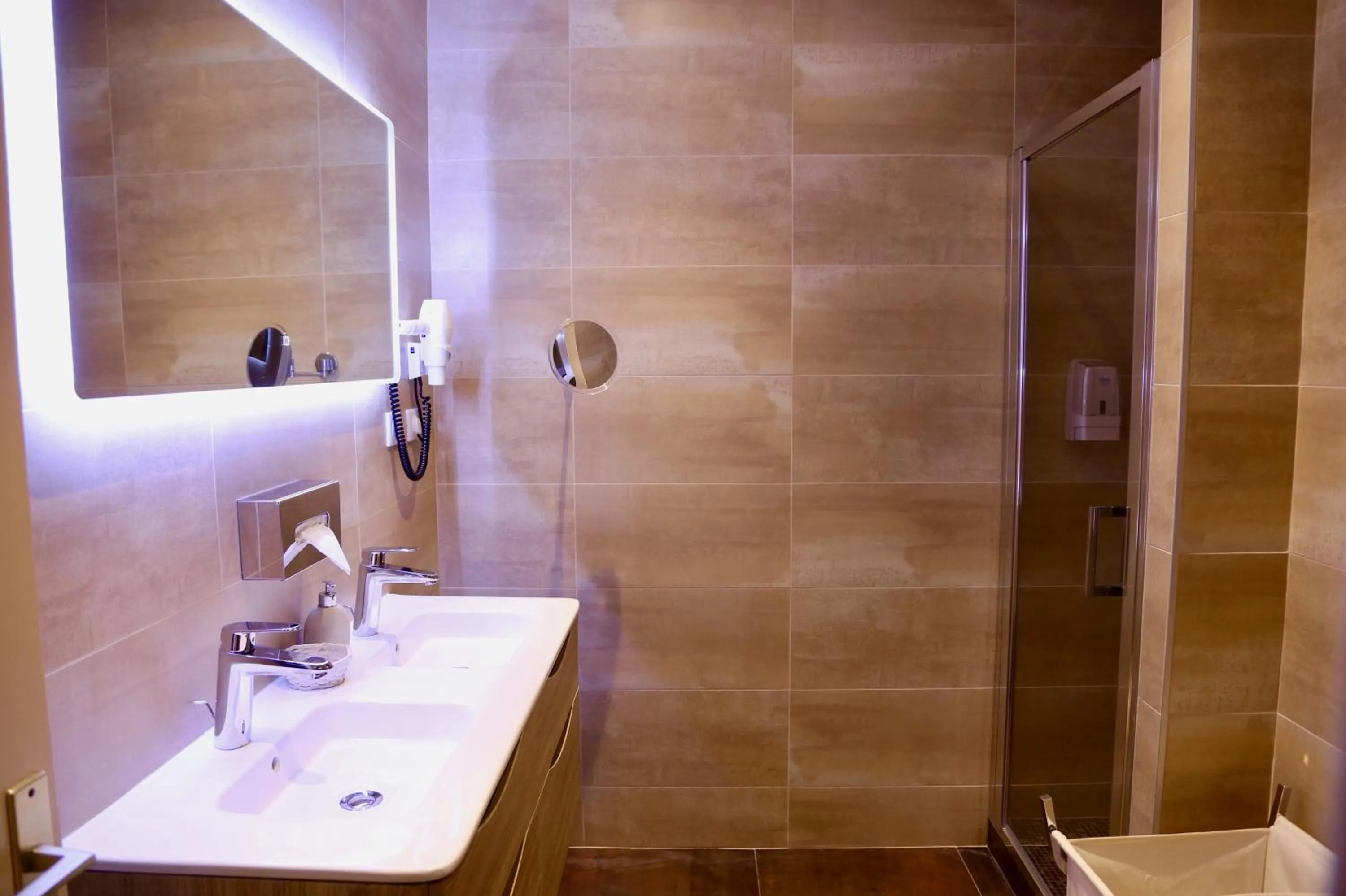 Bathroom in Relais Vosgien - Hôtel Restaurant "la Table de Sophia"