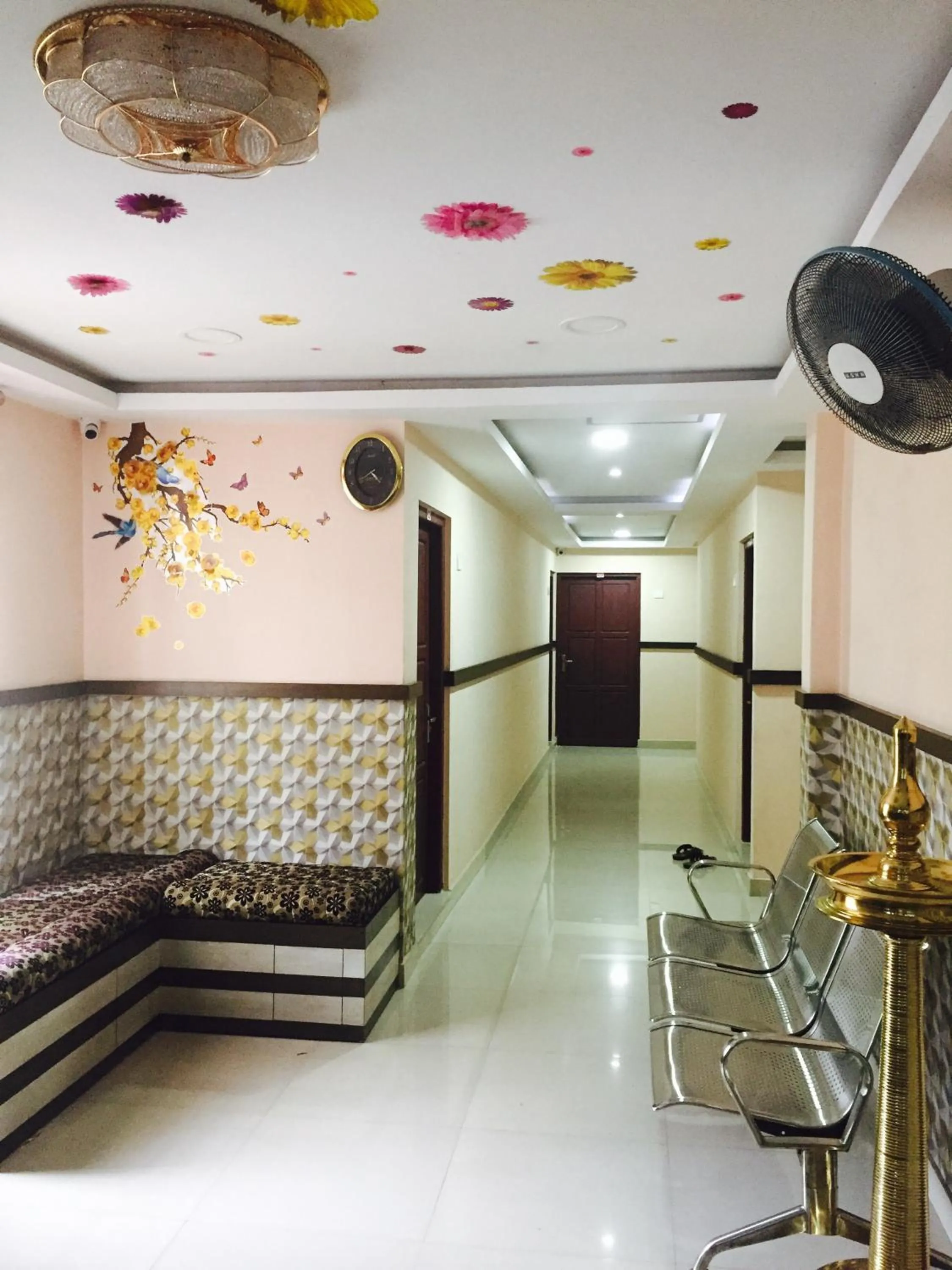 Mega Tourist Home Palarivattom