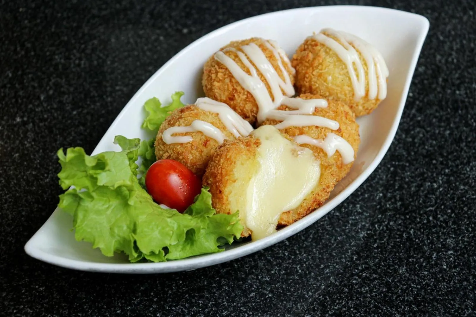 Food and drinks in Grand Keisha Yogyakarta