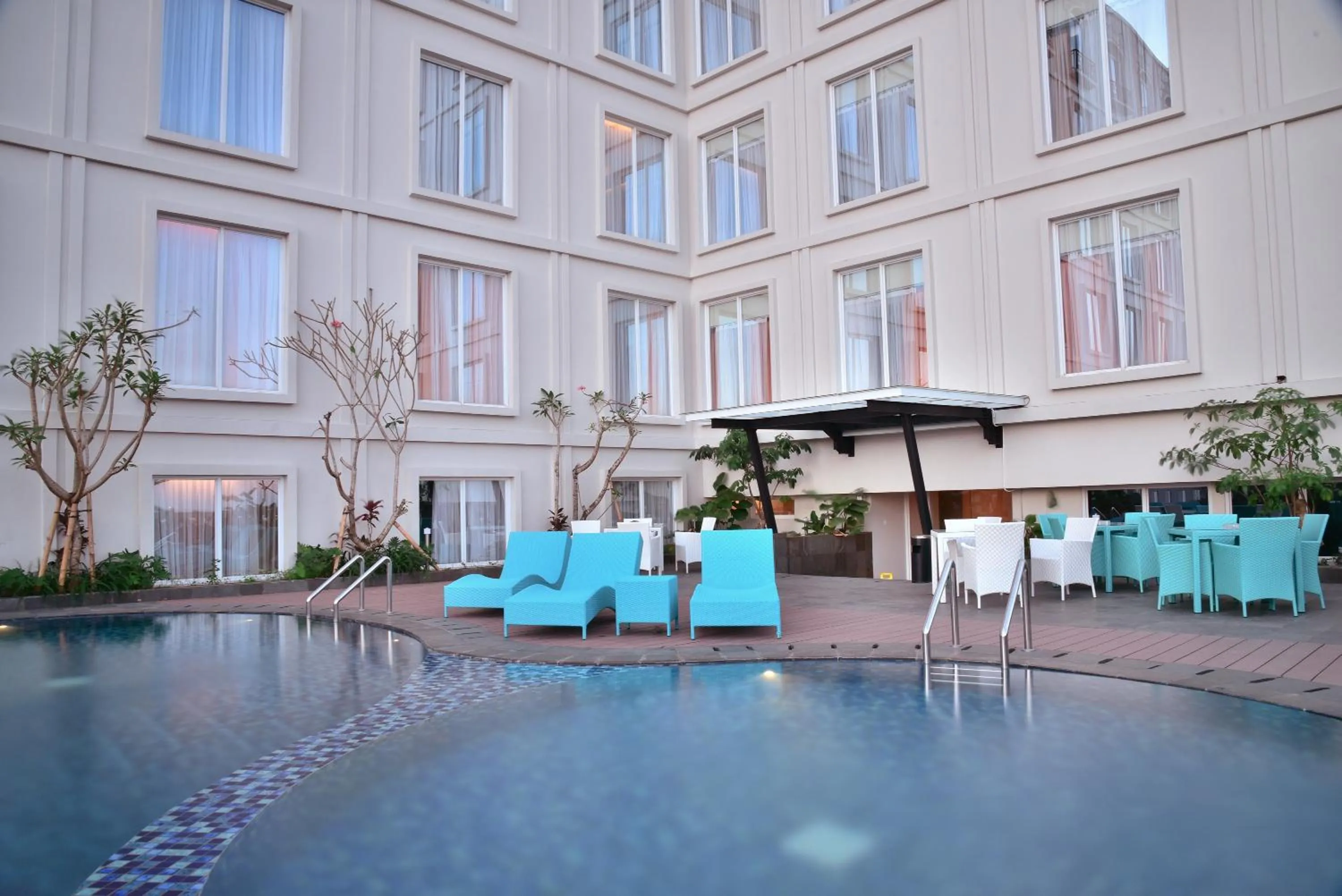 Swimming pool in Grand Keisha Yogyakarta