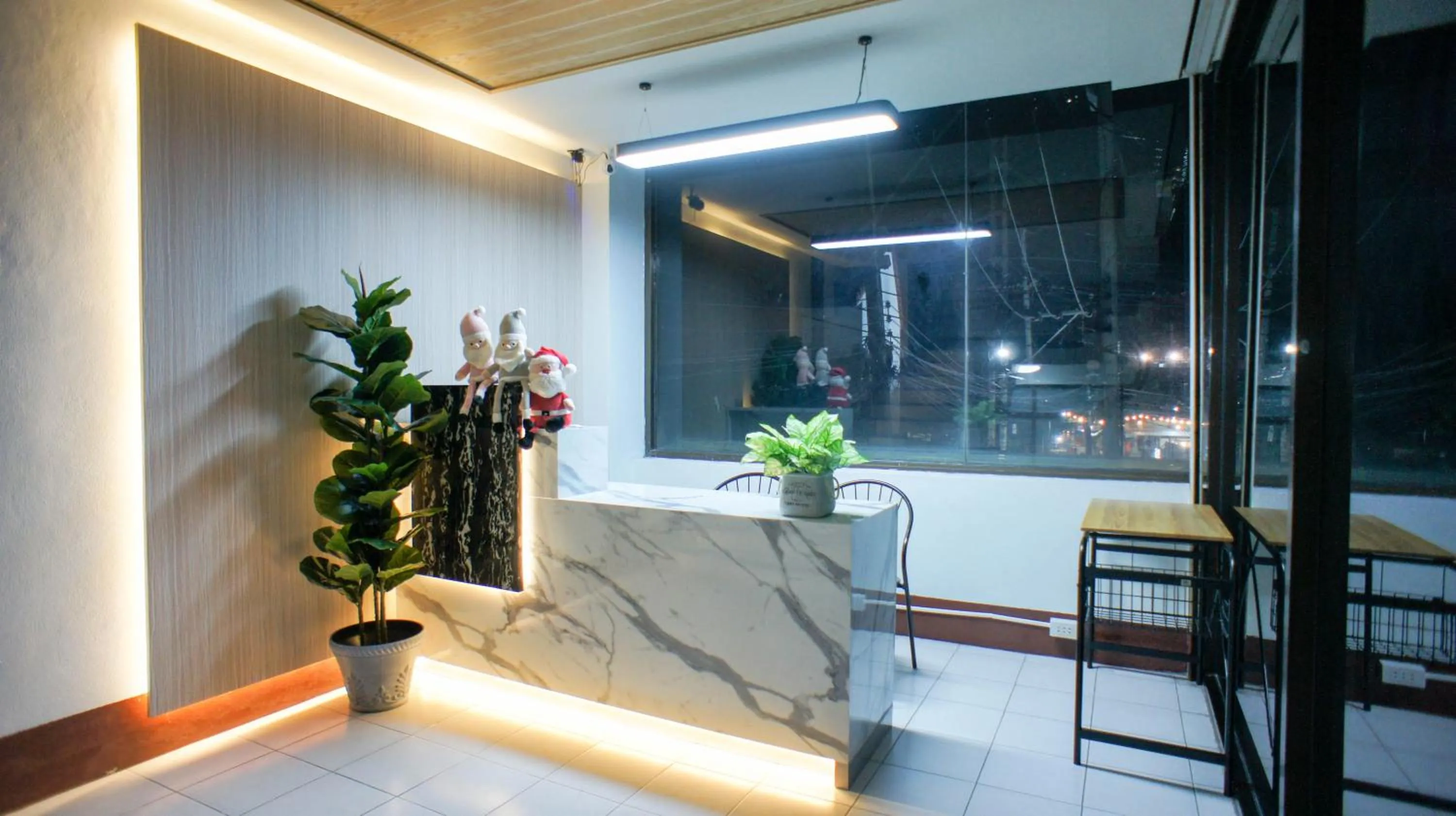 Facade/entrance in K.L.Apartment