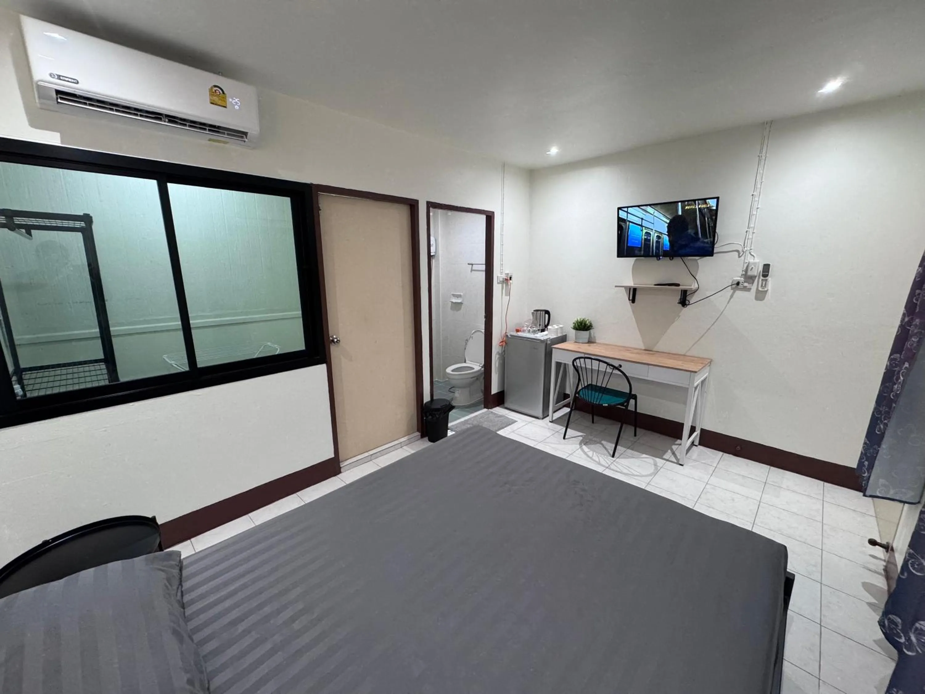 Bedroom, Bed in K.L.Apartment