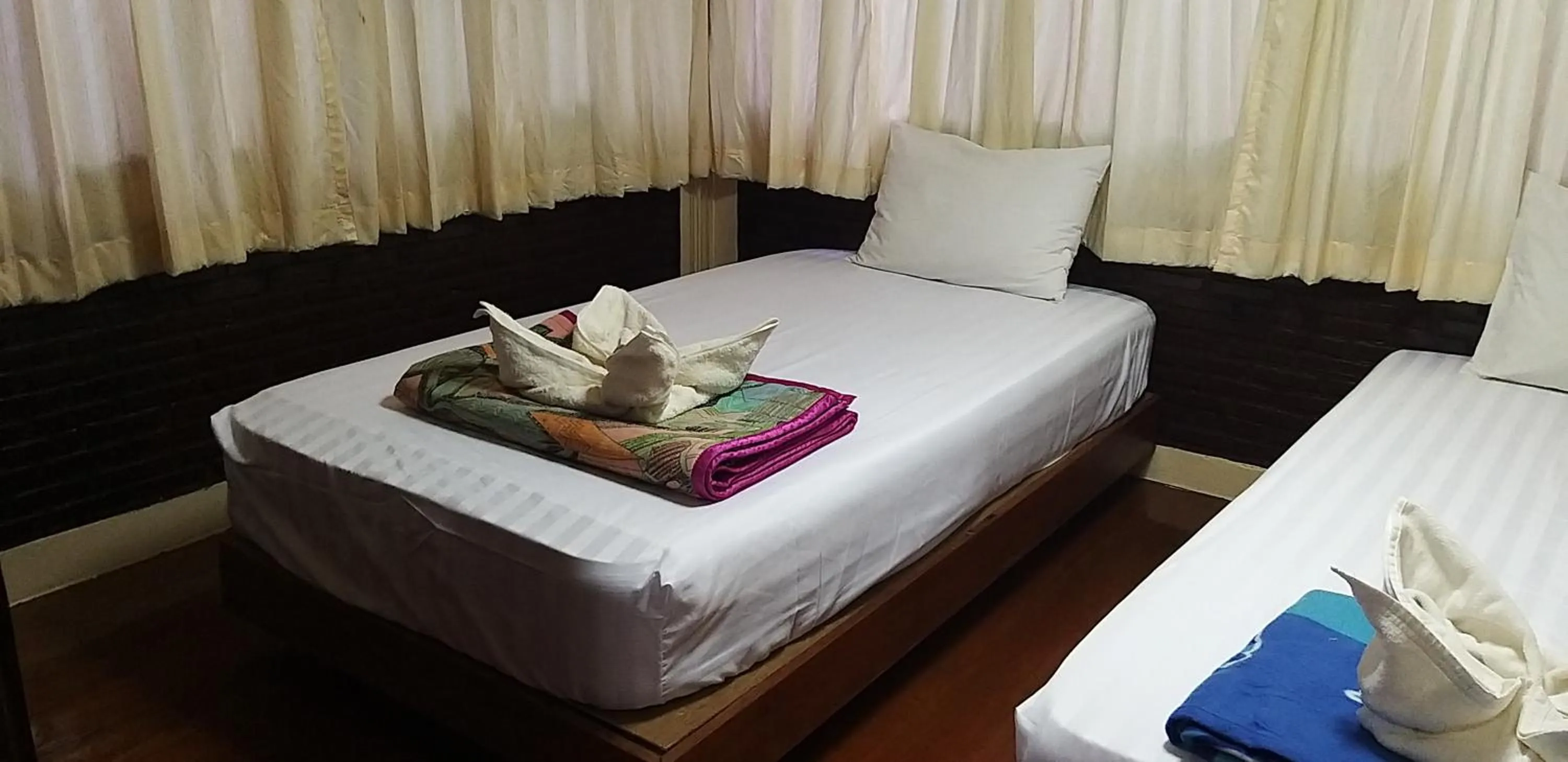 Bed in Ratmanee House