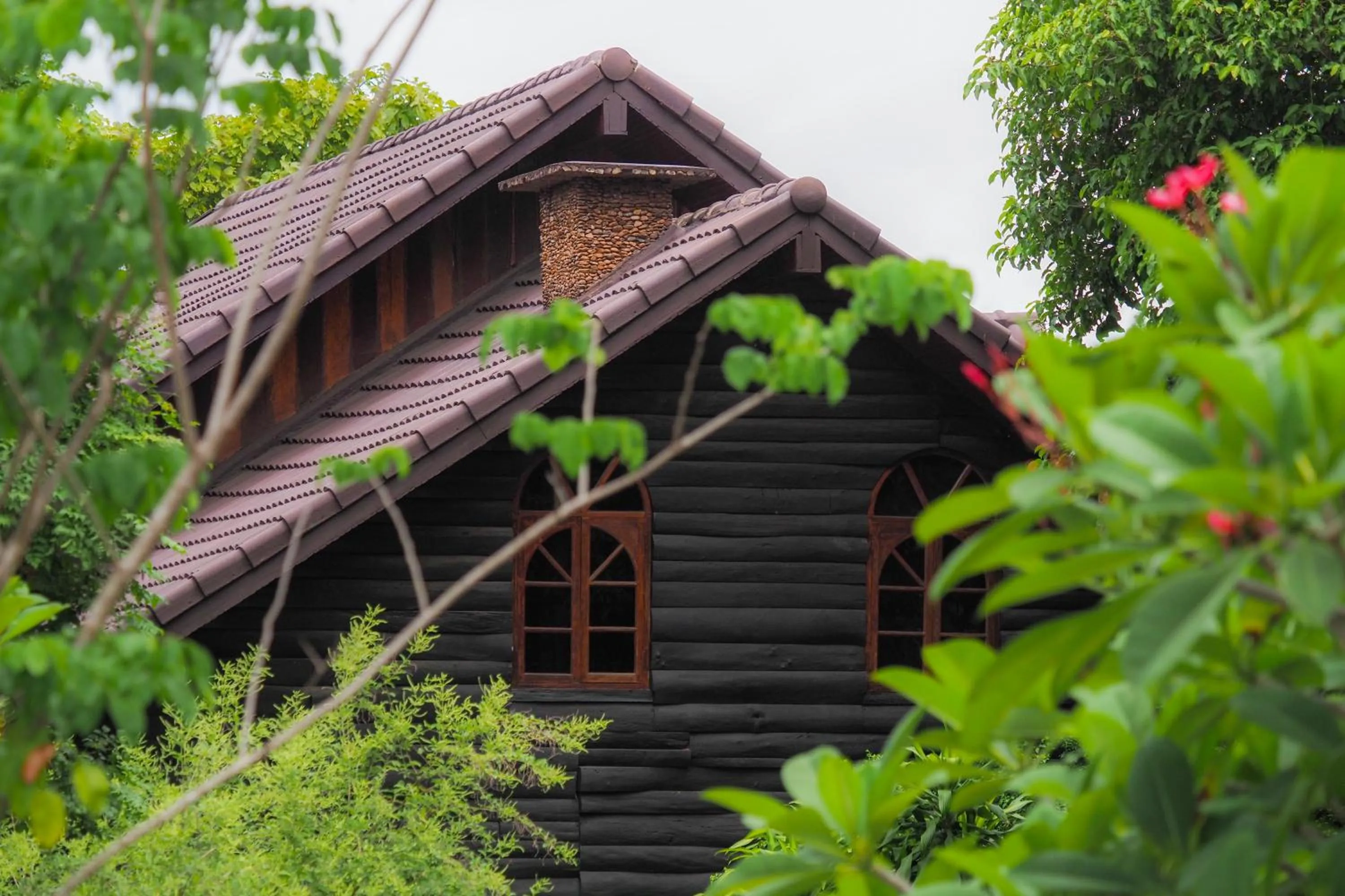Property building in Ratmanee House