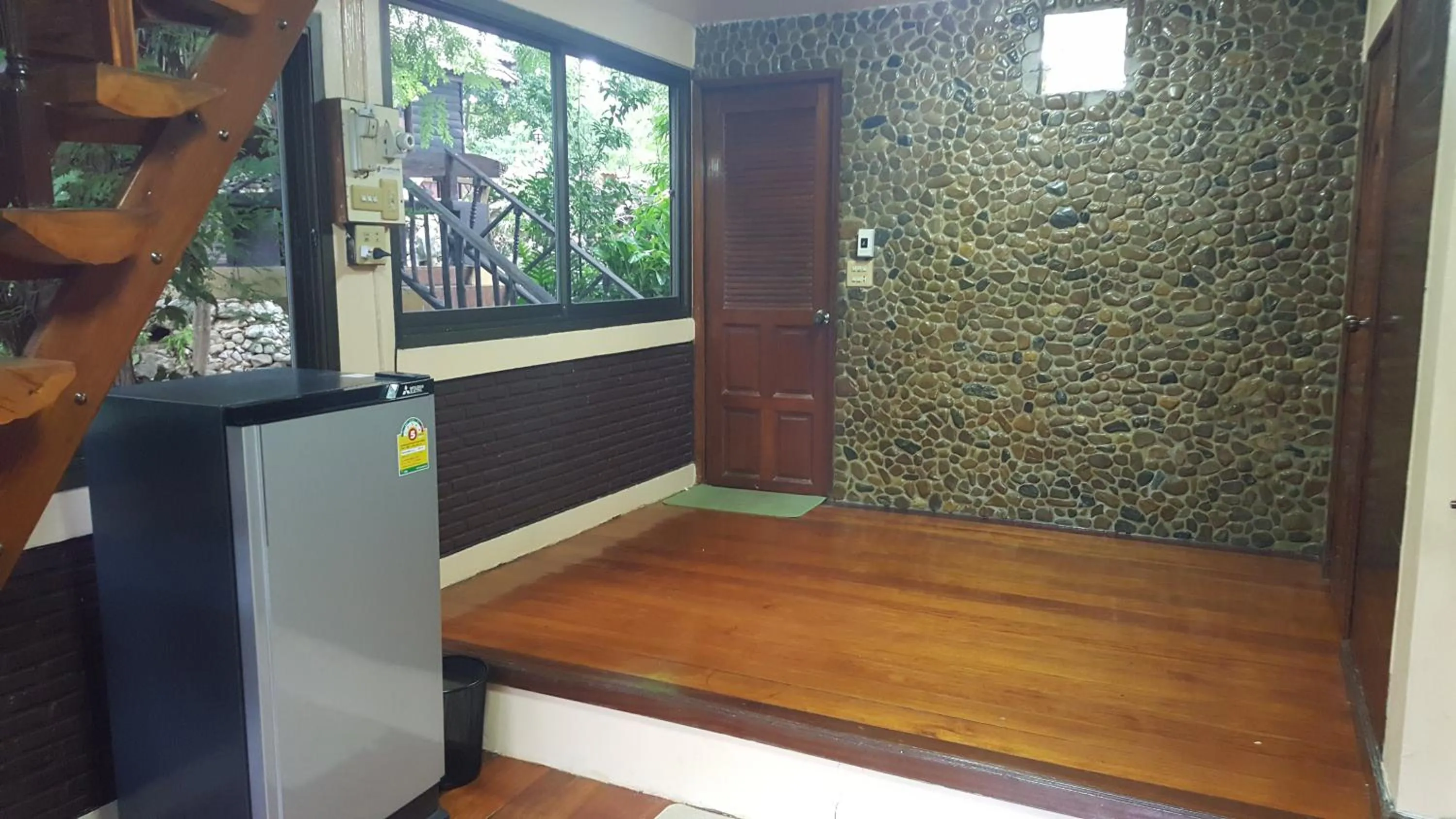 Property building in Ratmanee House