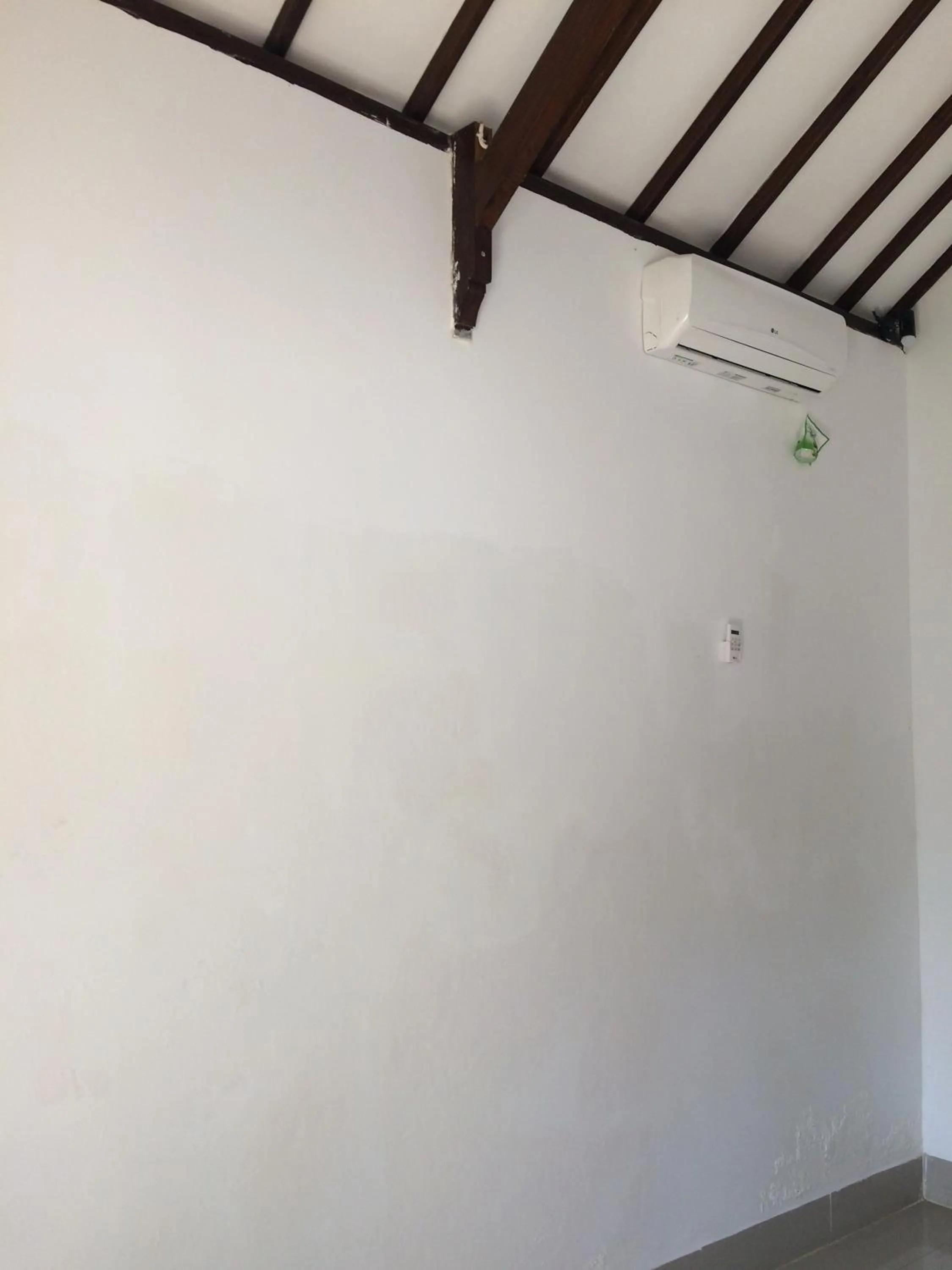 Photo of the whole room in Gili Beach