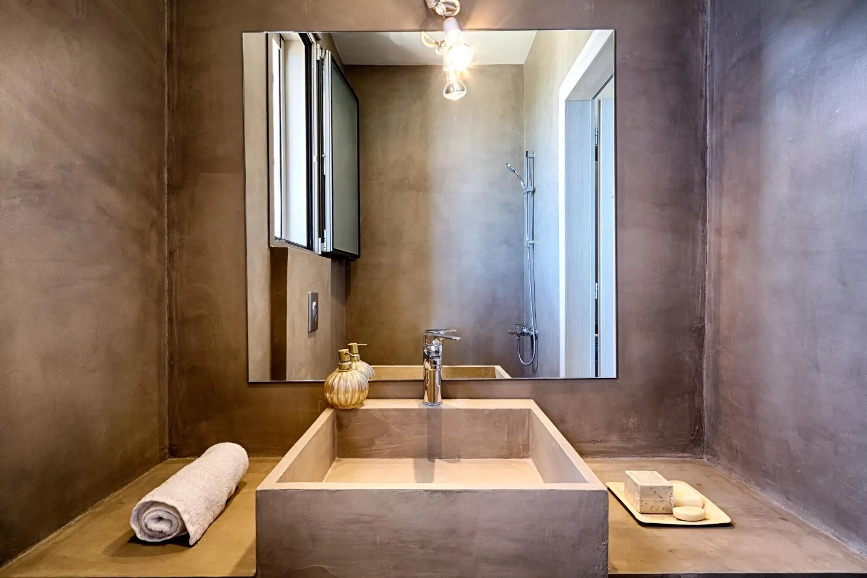 Family Room with Sea View in Euphoria Suites Family Room with Sea View in Euphoria Suites