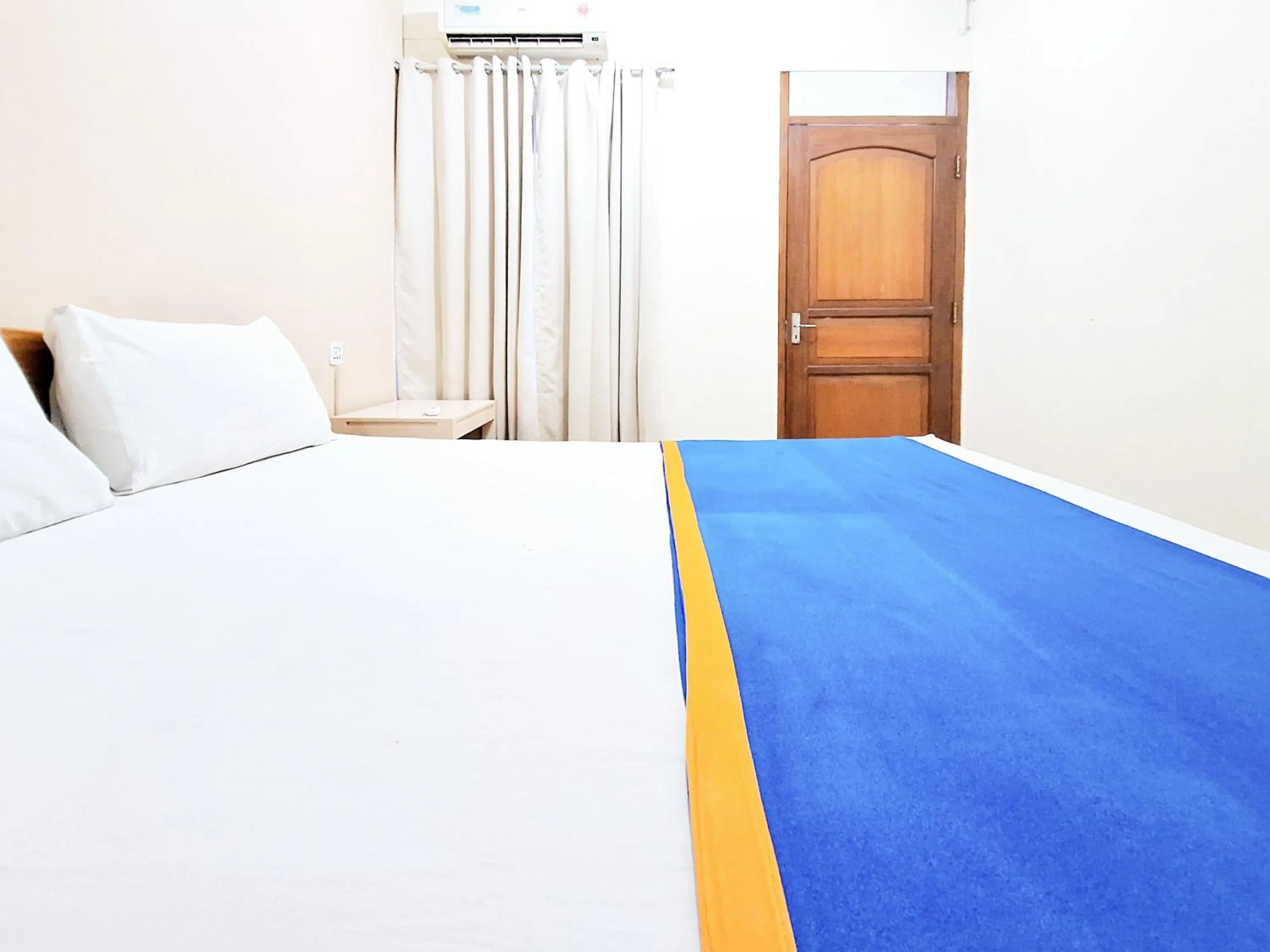Bedroom, Bed in Hotel Family Syariah 1 Parangtritis RedPartner