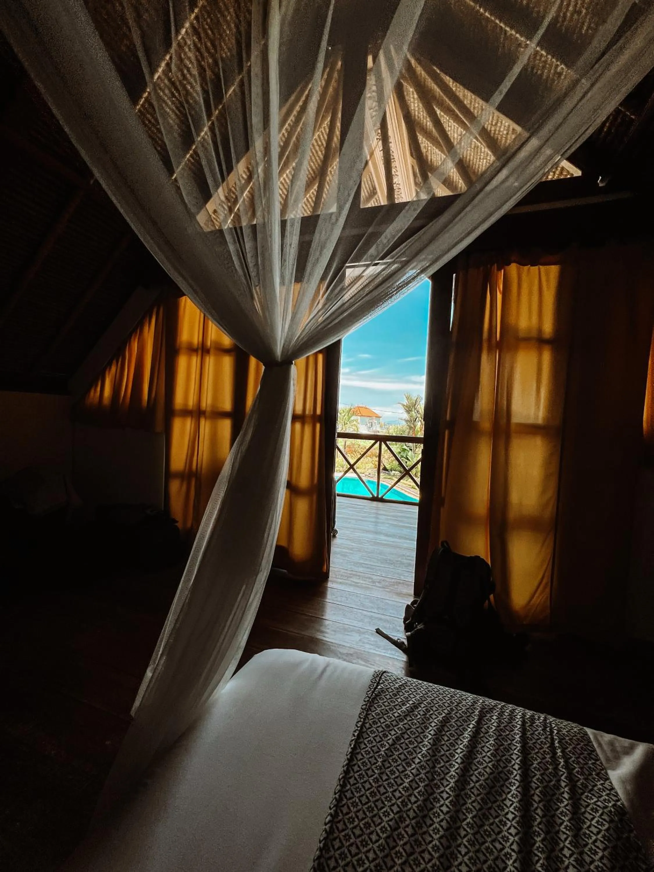 Bed in Two Smiling Buddhas