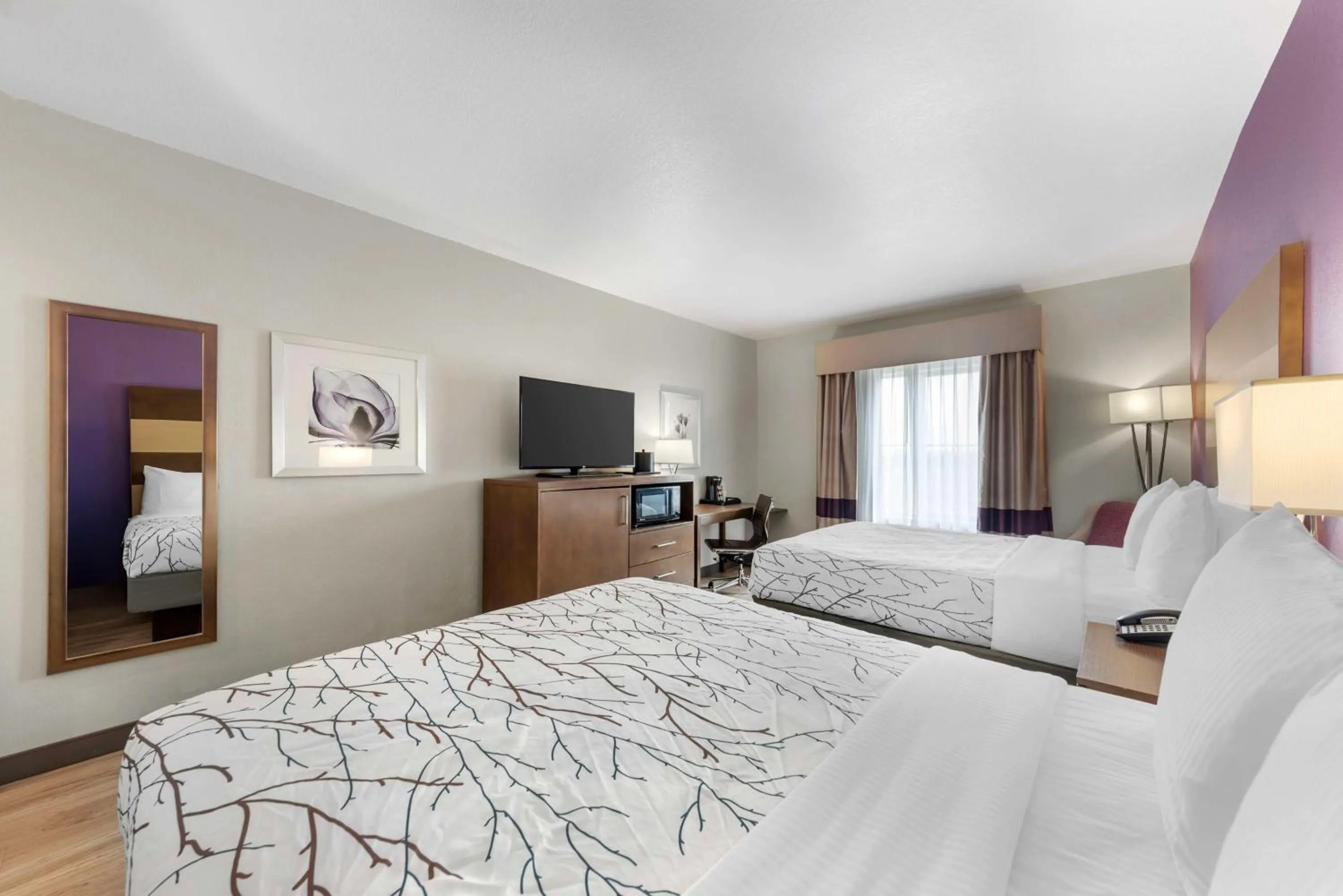 Bedroom, Bed in Best Western Plus Buda Austin Inn & Suites