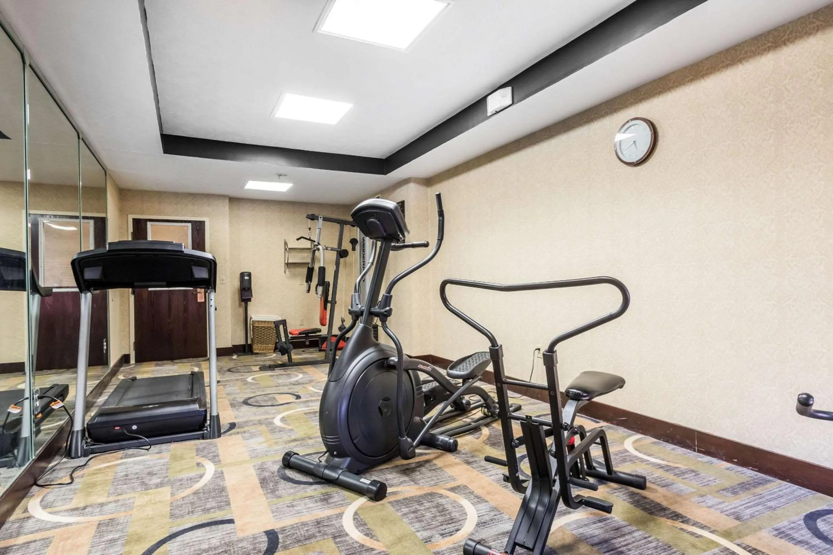 Fitness centre/facilities in Quality Inn & Suites Memphis East