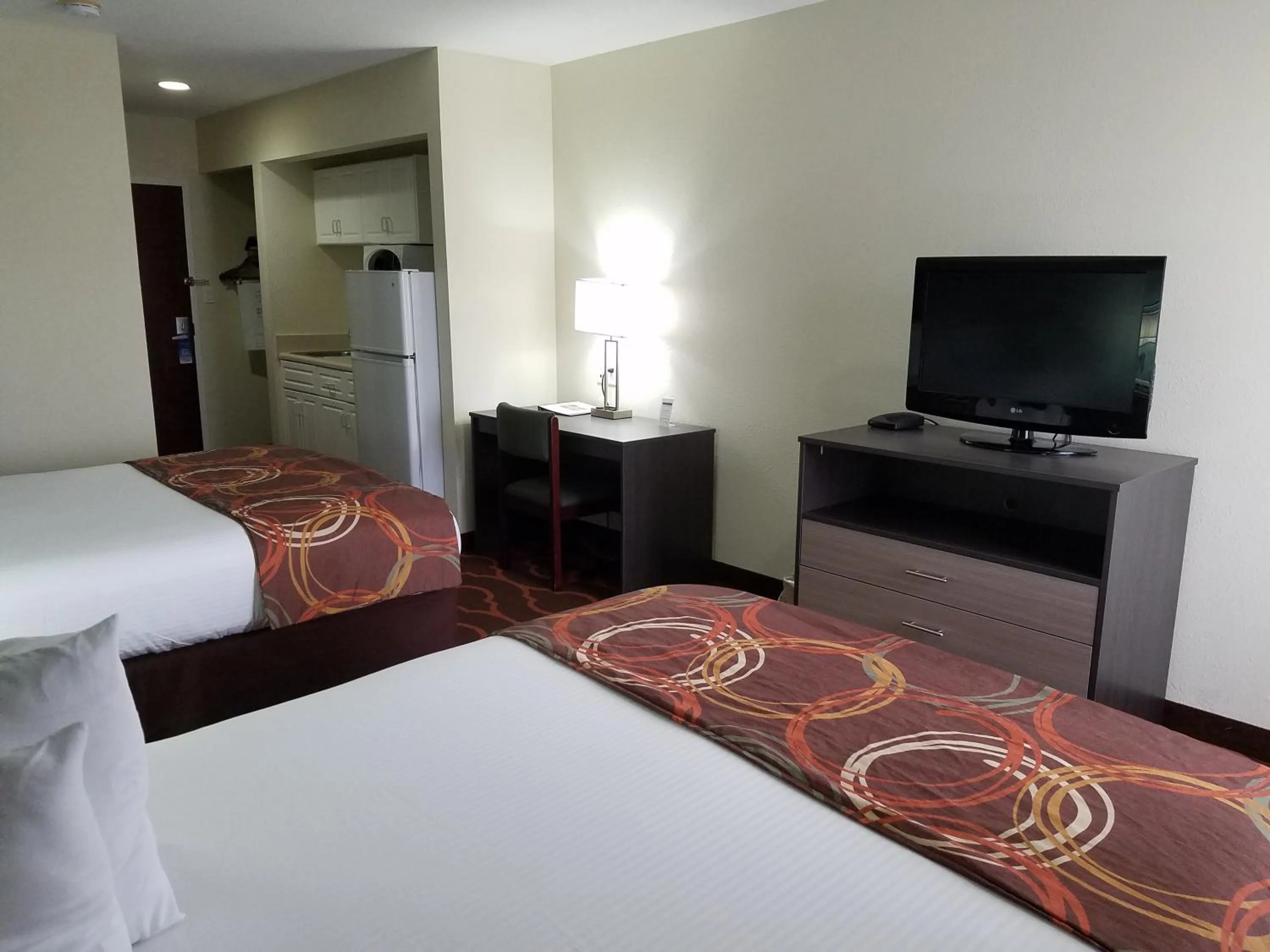 Bed in Baymont by Wyndham Grovetown Augusta