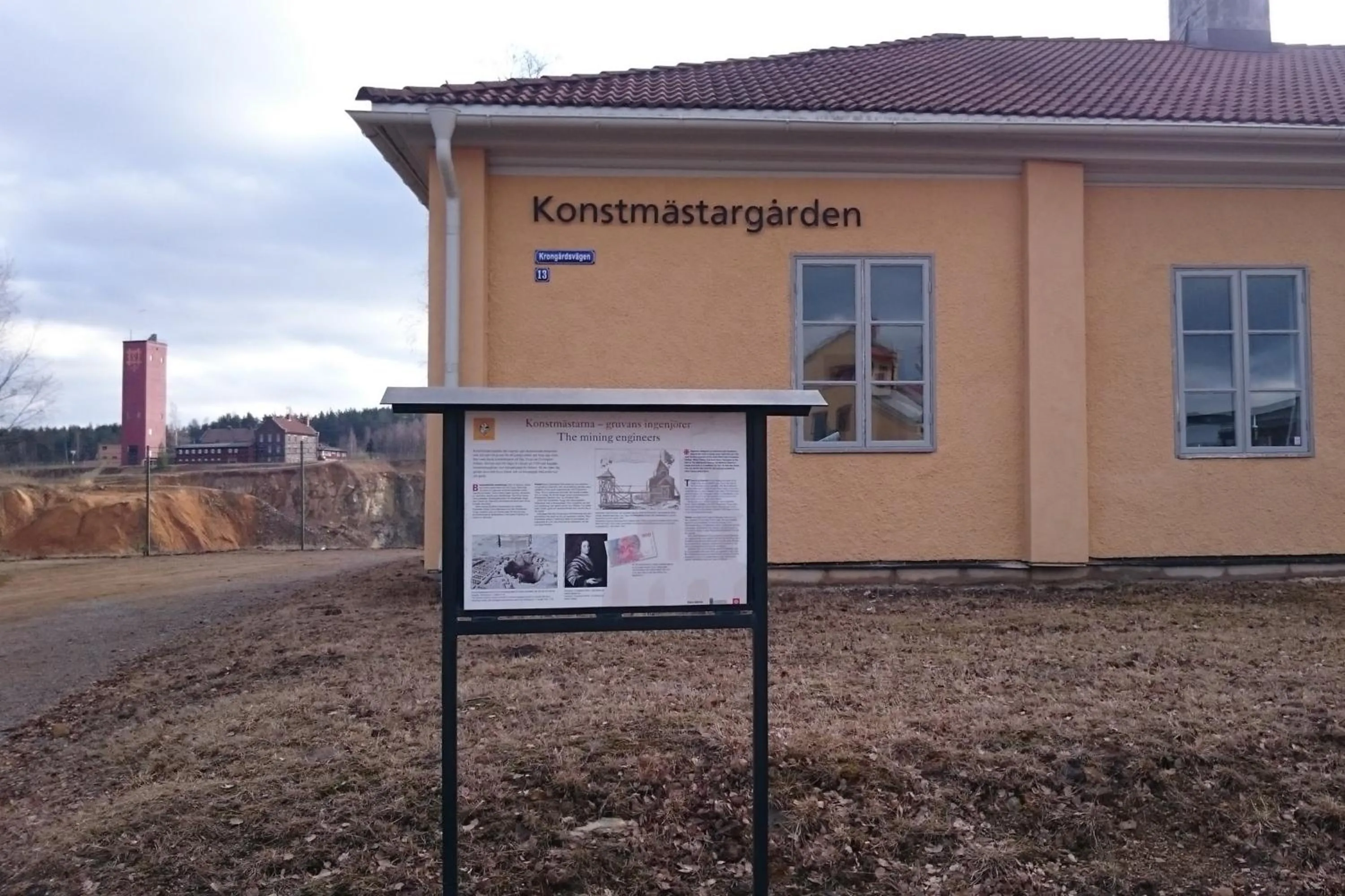 Property building in Polhem Bed & Breakfast