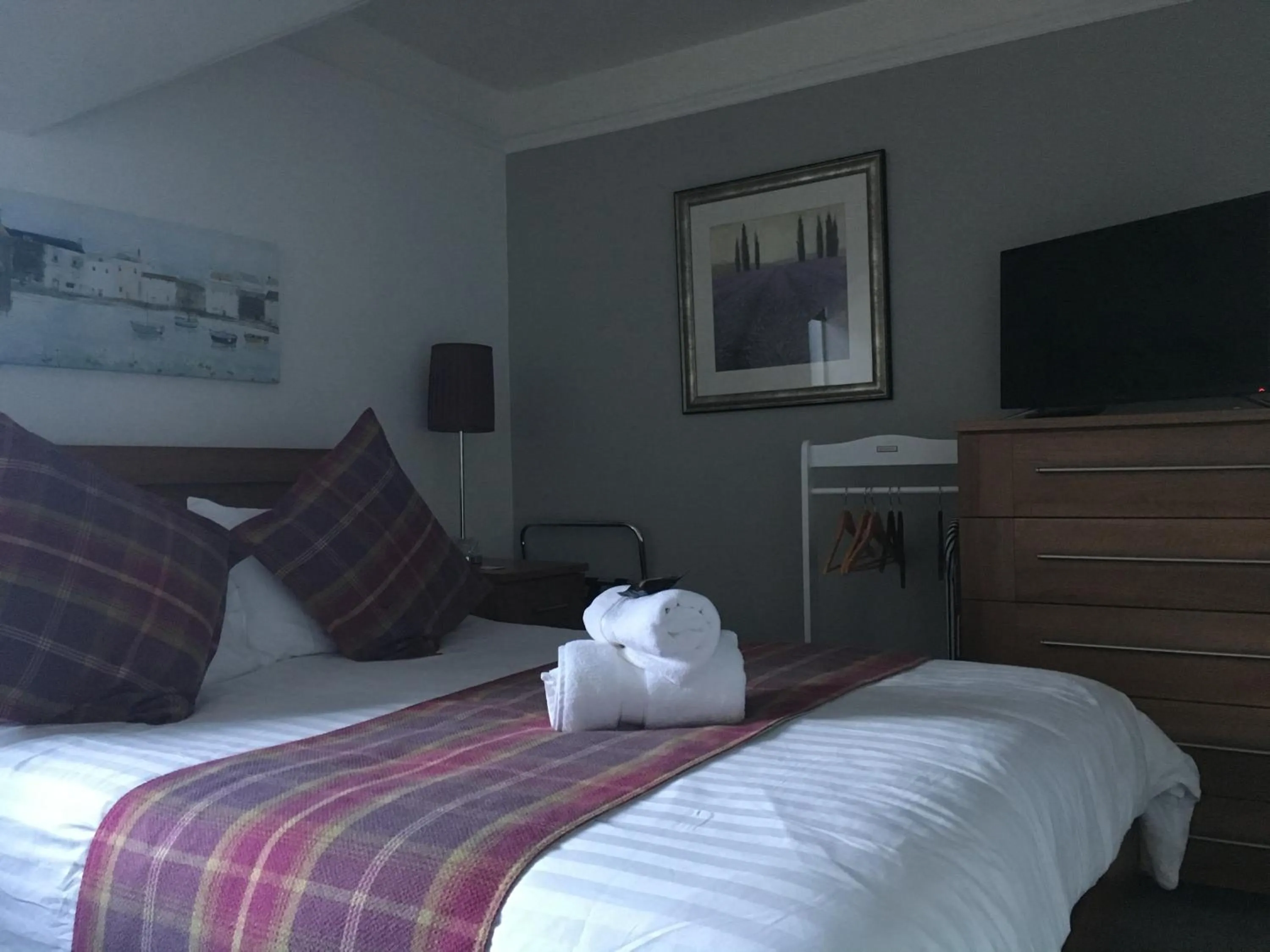 Bedroom, Bed in Urrard B&B