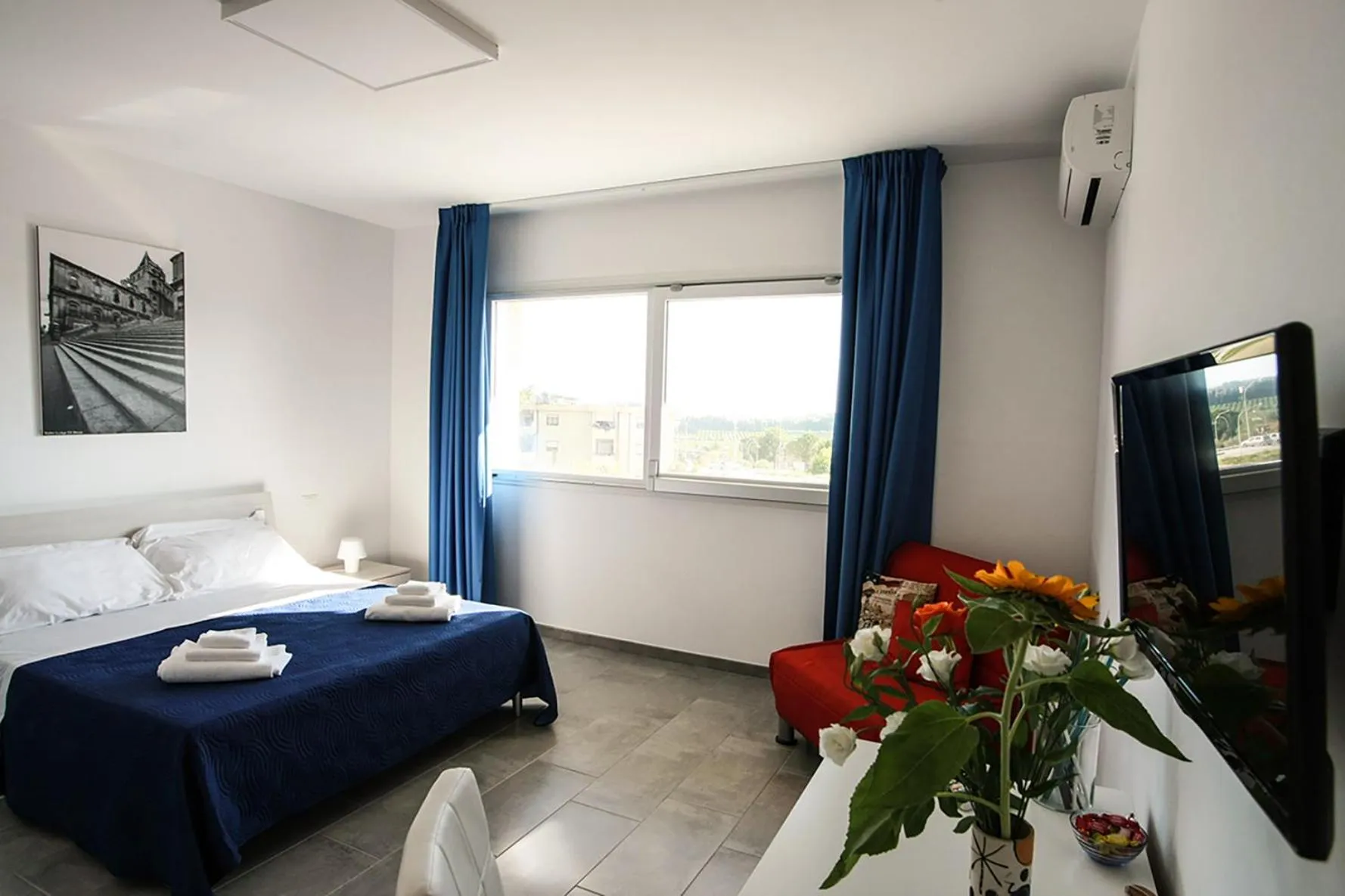 Photo of the whole room, Bed in Il Maestrale B&b