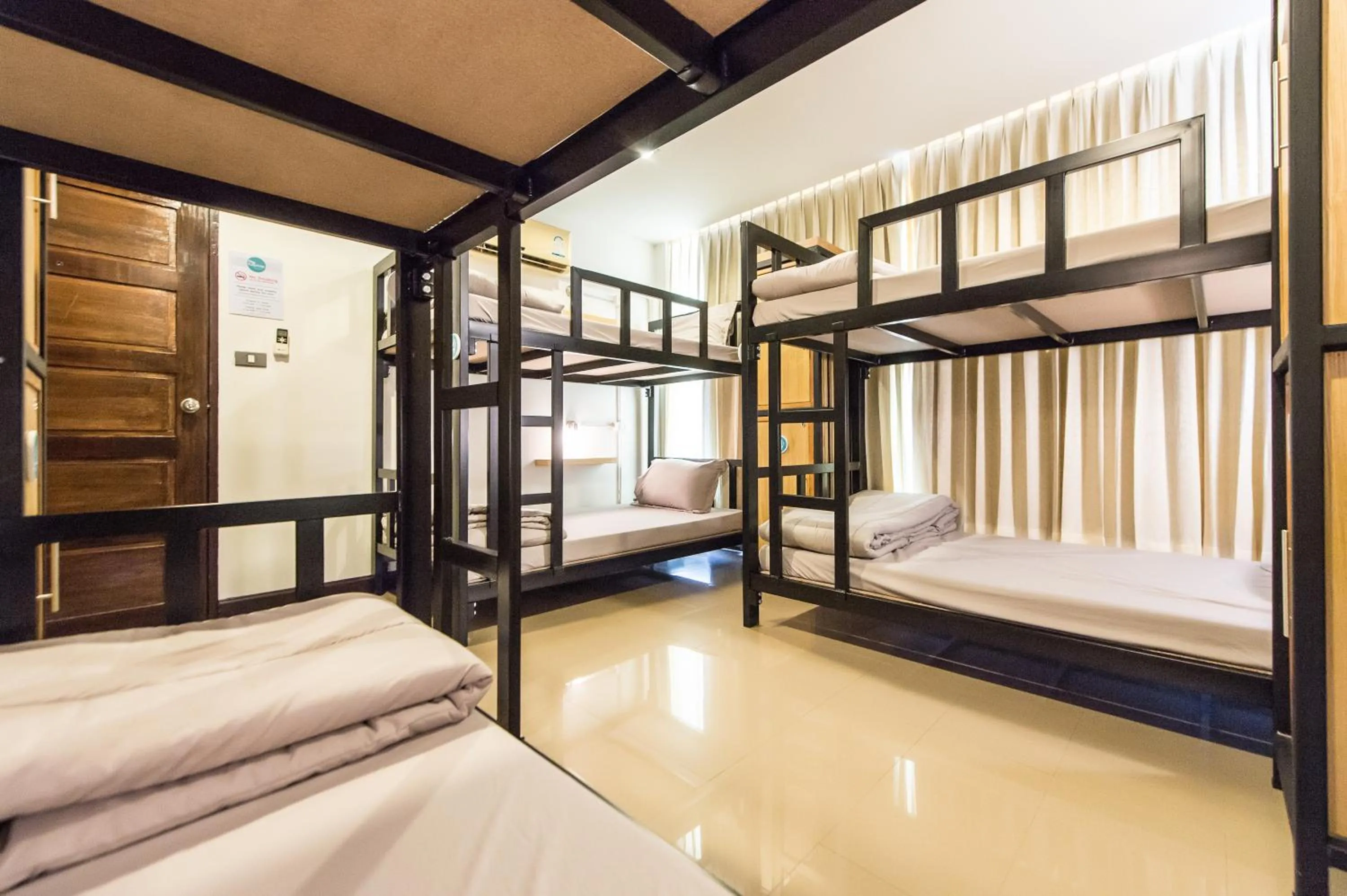 Bedroom, Bed in Full stop. Hostel Chiang Mai