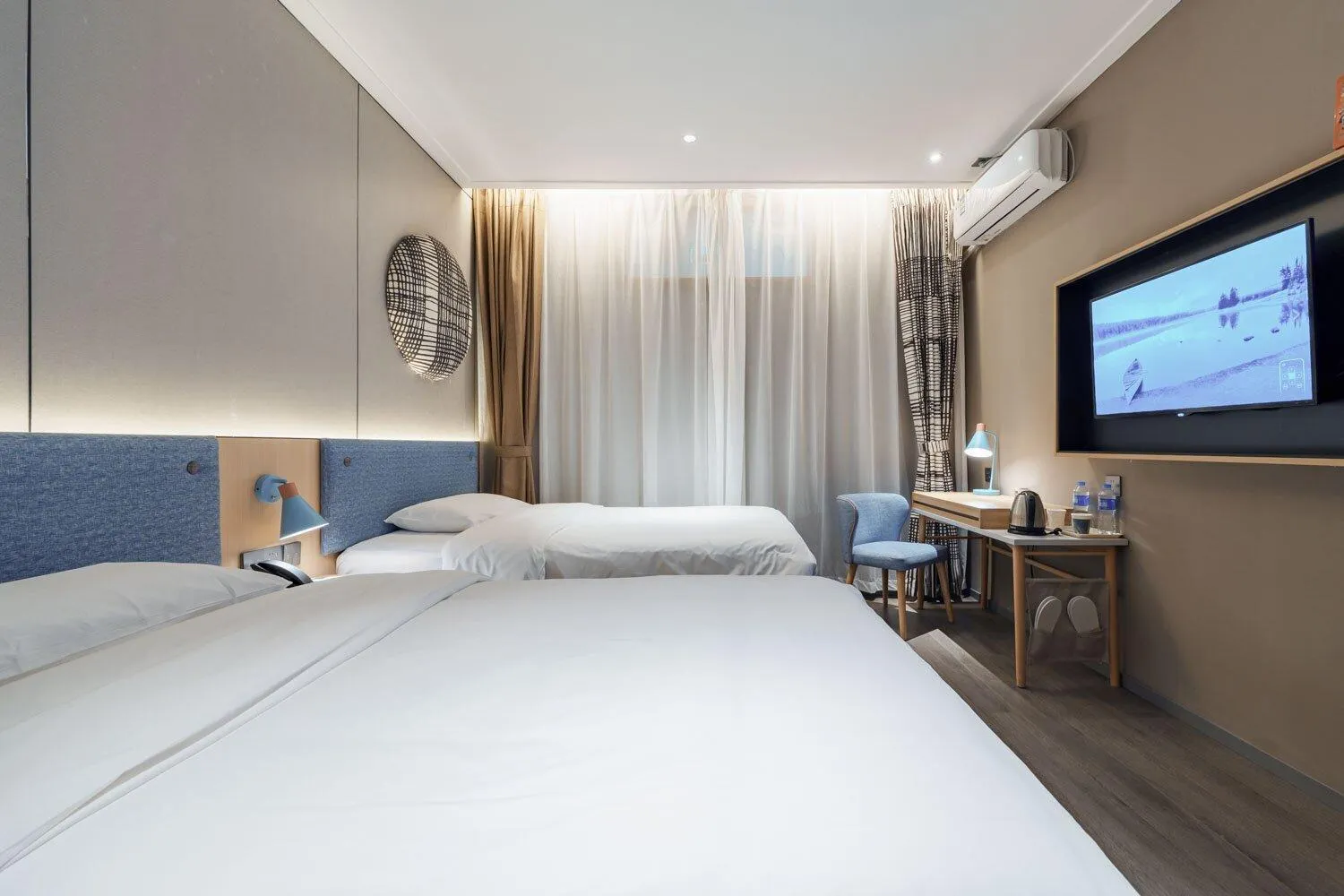 Bed in Home Inn Zhangjiajie Tianmen Mountain Branch