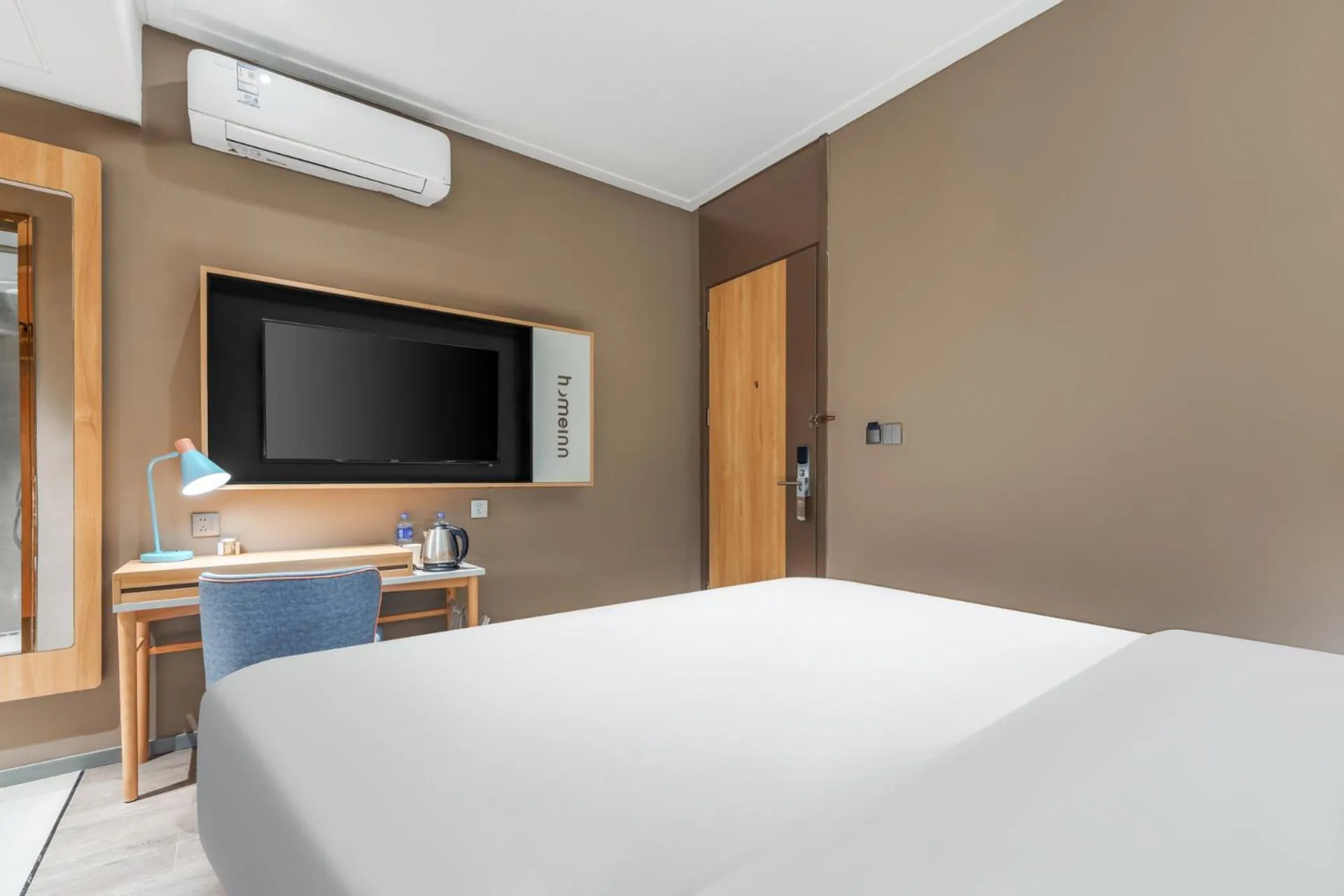 Bed in Home Inn Zhangjiajie Tianmen Mountain Branch