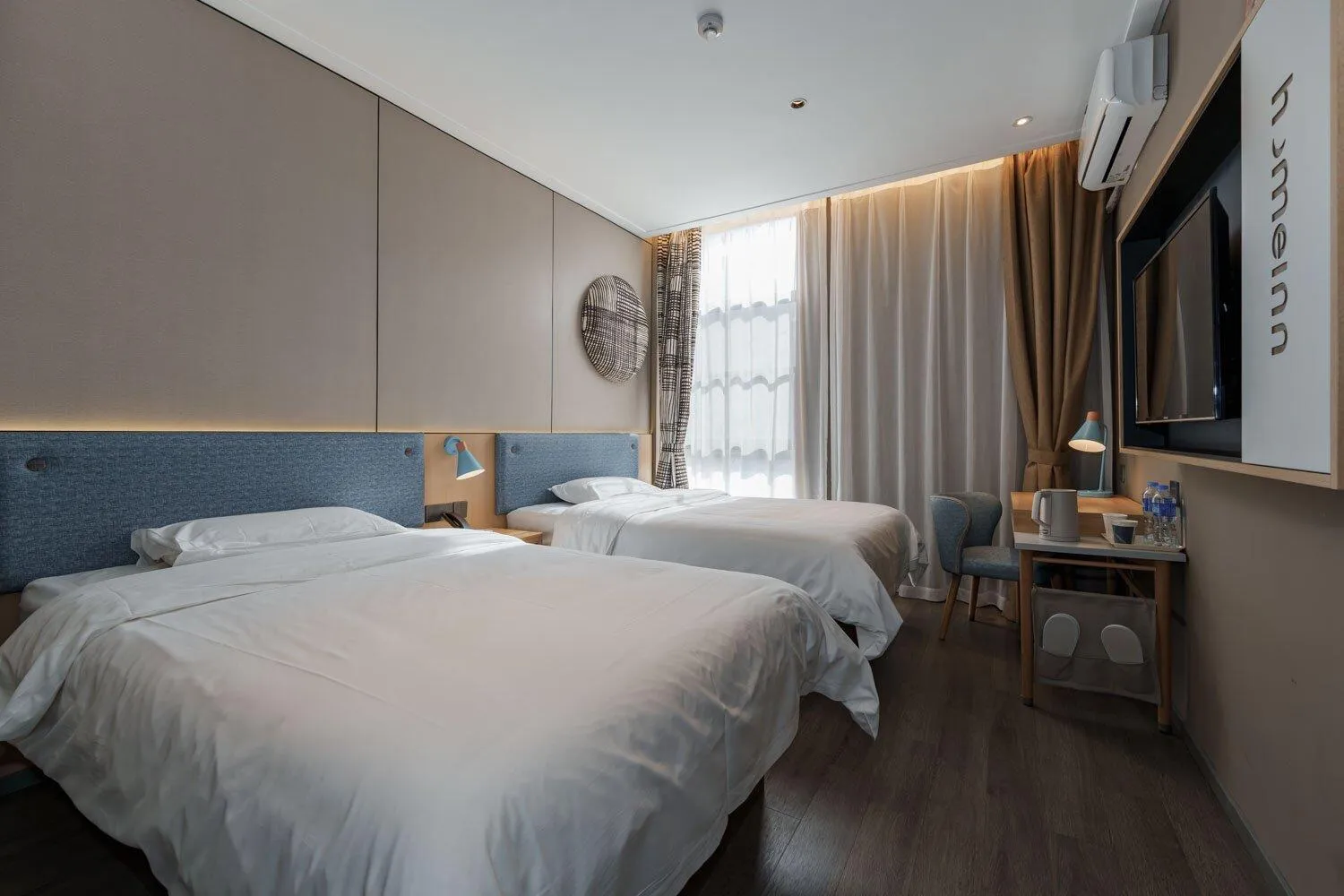 Bed in Home Inn Zhangjiajie Tianmen Mountain Branch