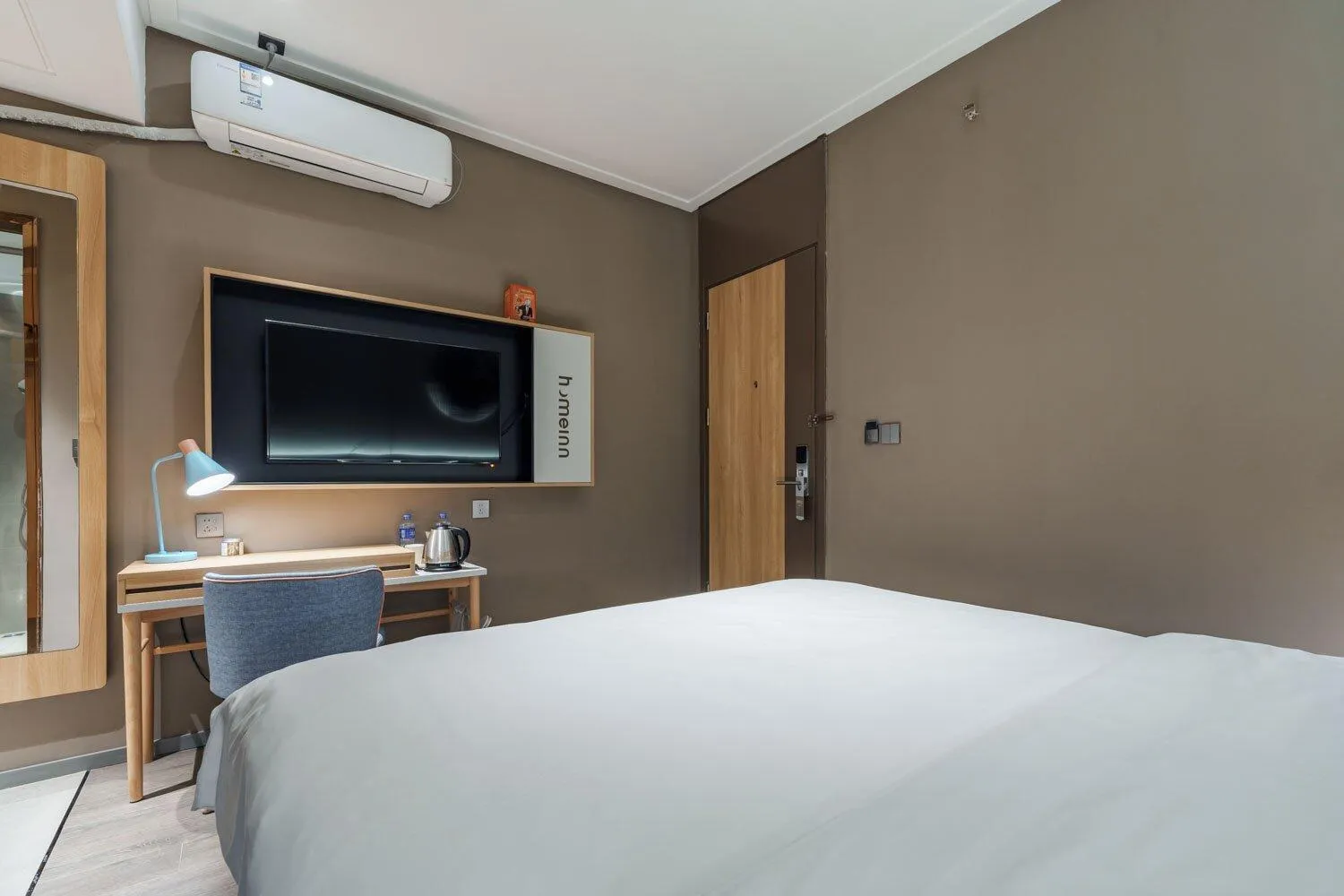 Bed in Home Inn Zhangjiajie Tianmen Mountain Branch