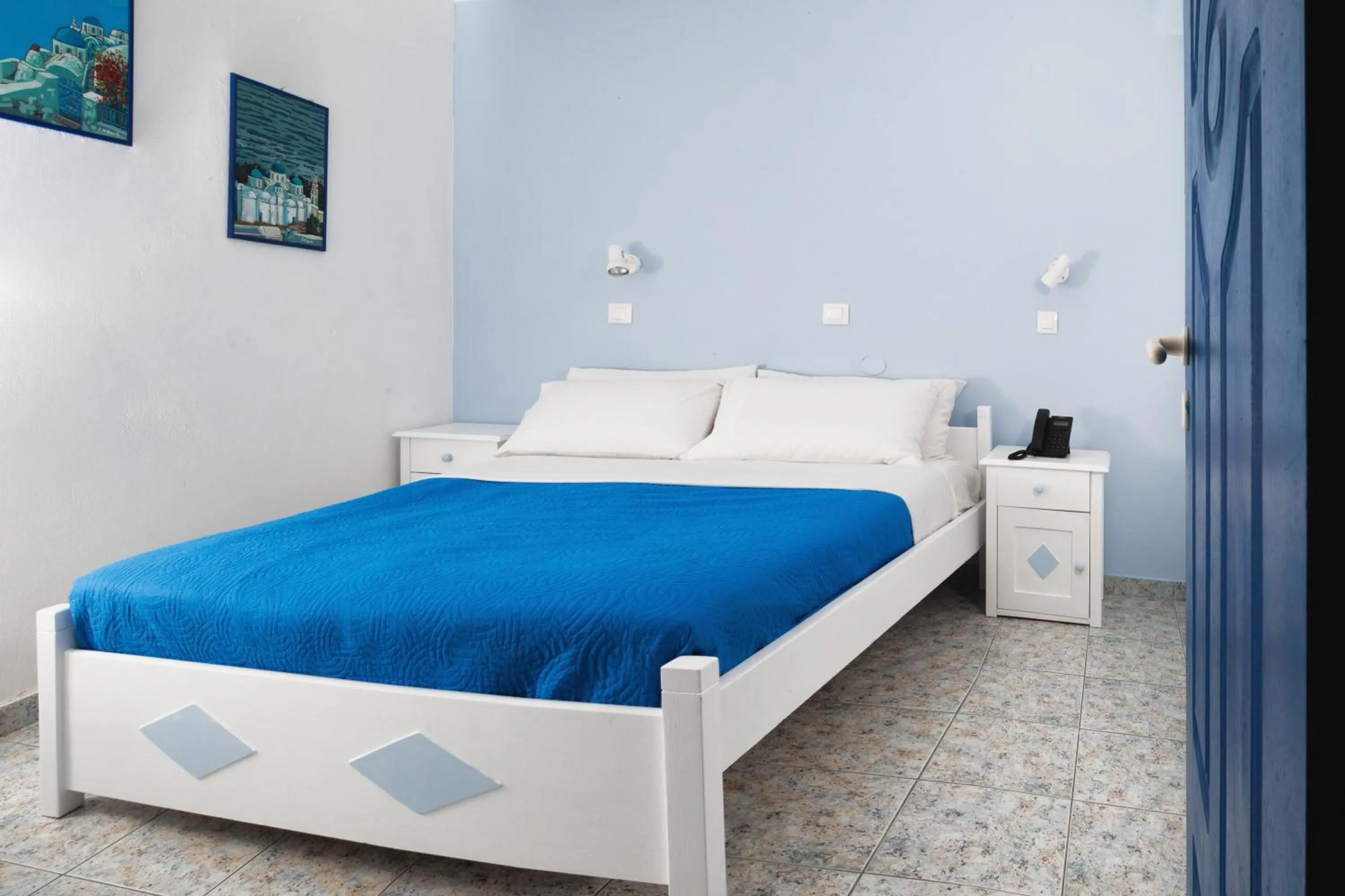 Bedroom, Bed in Roula Villa Studios & Apartments