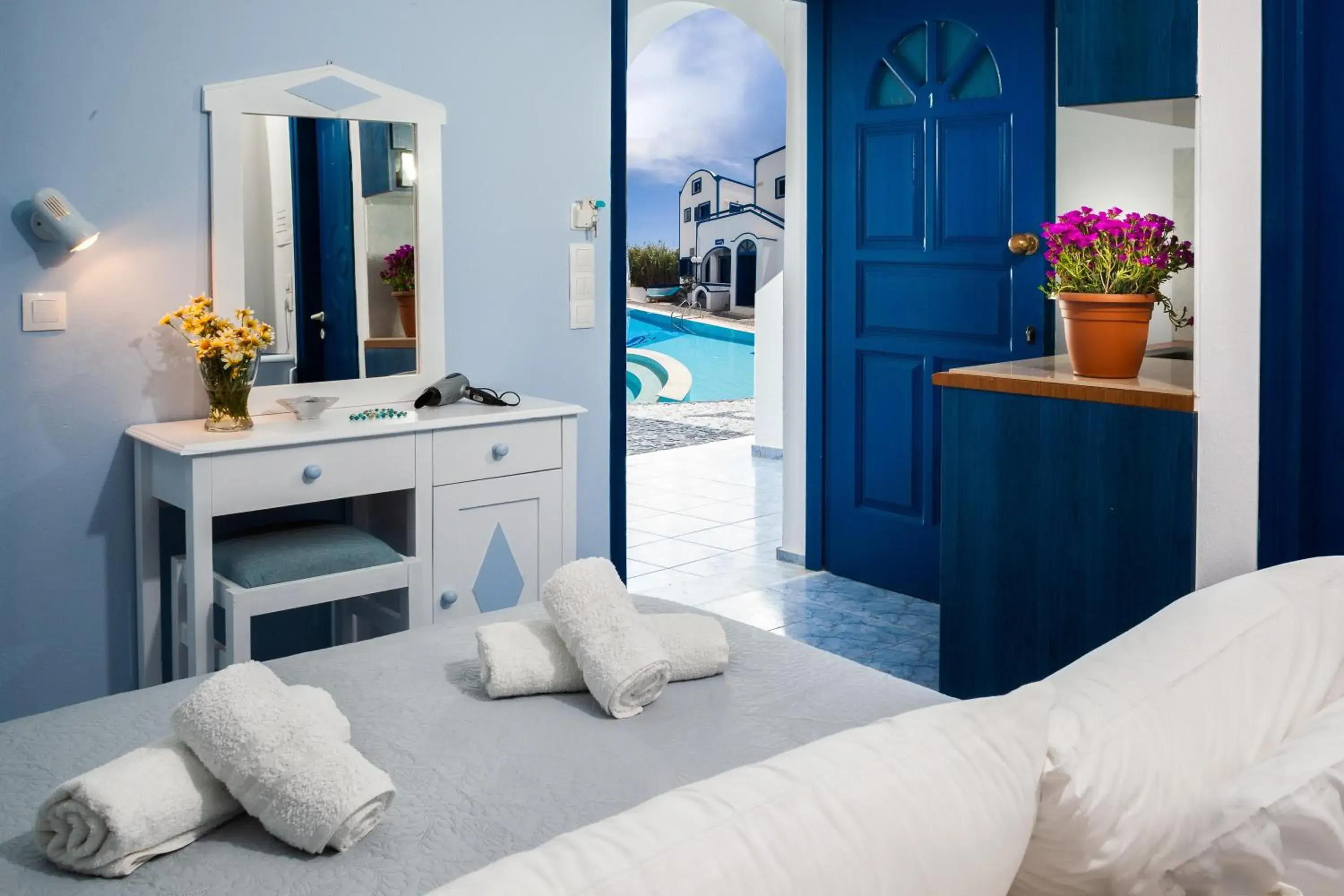 Double Room by the Pool in Roula Villa Studios & Apartments Double Room by the Pool in Roula Villa Studios & Apartments