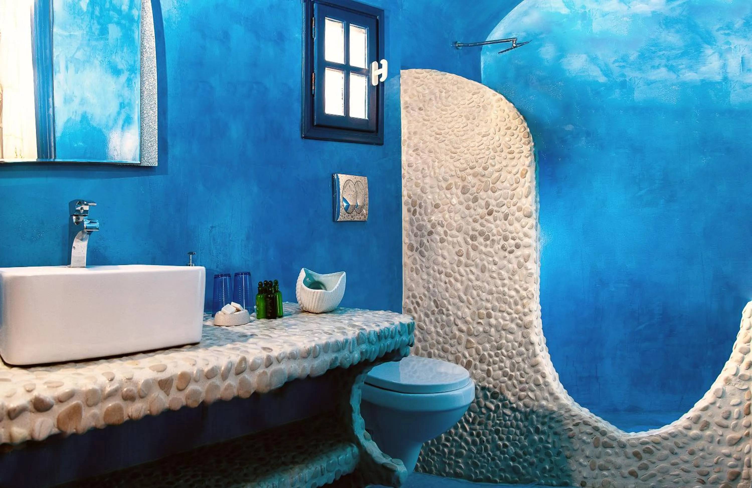 Bathroom in Roula Villa Studios & Apartments