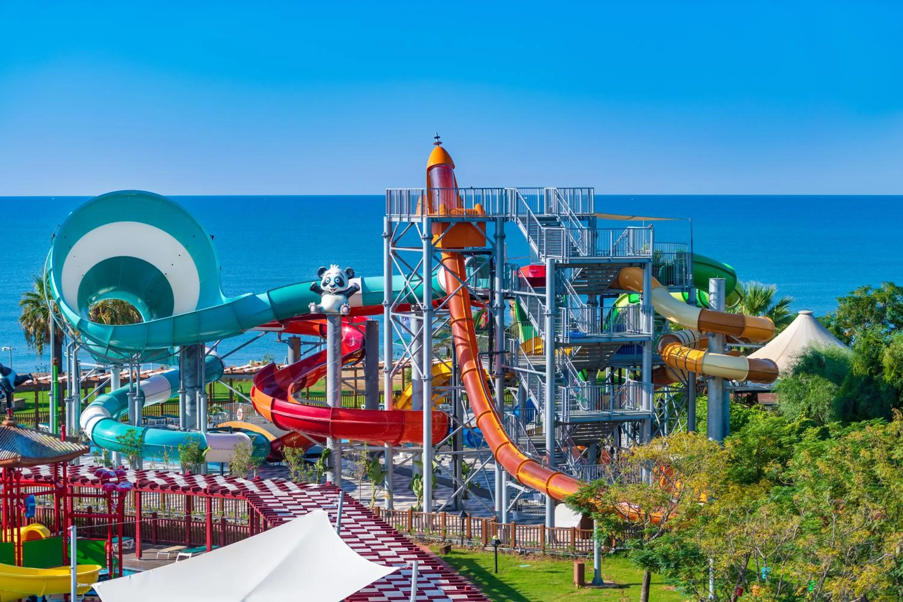 Swimming pool in Megasaray Club Belek