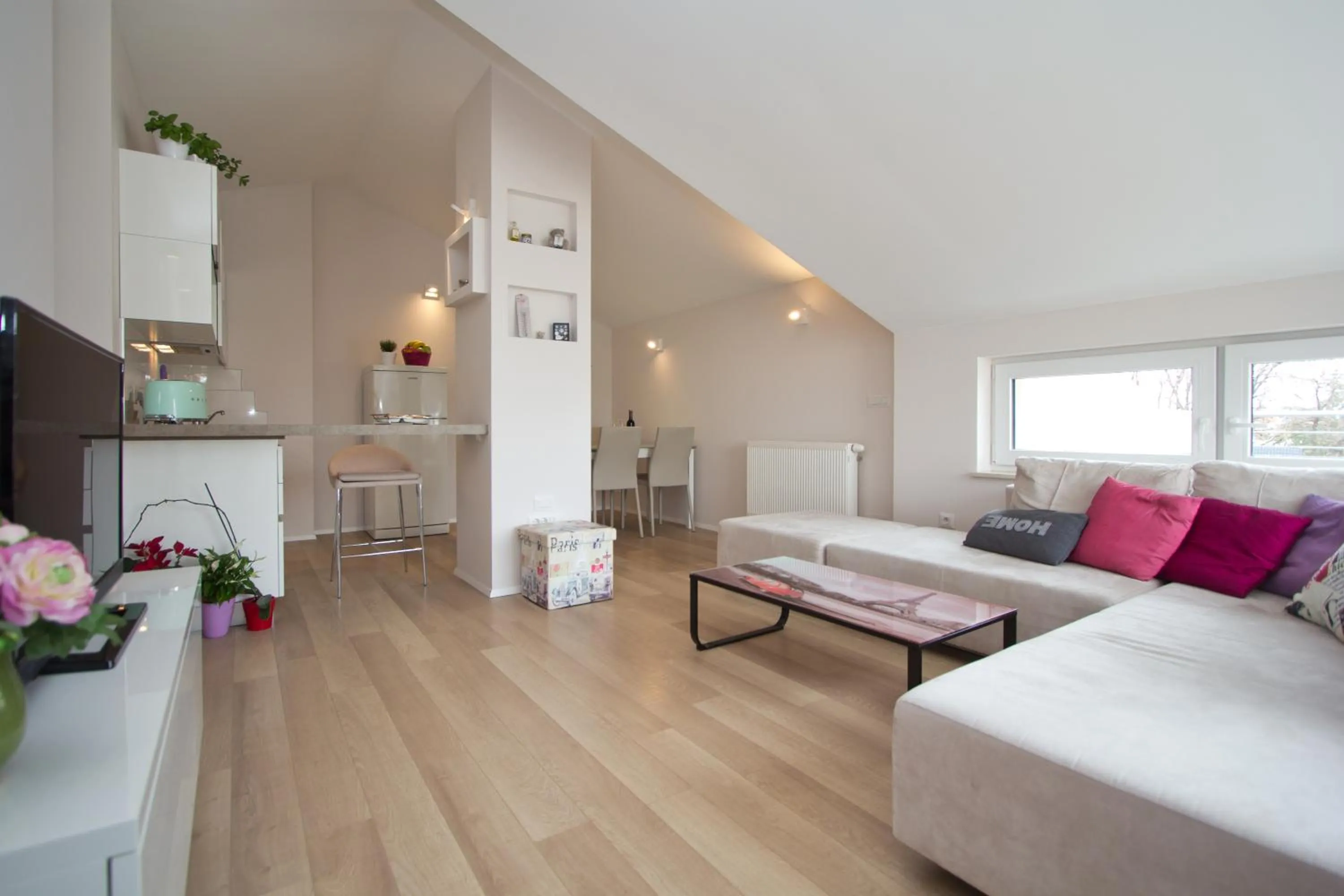 Living room, Bed in Apartments Adria