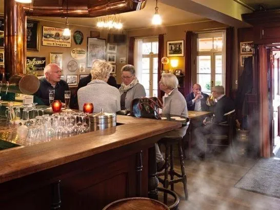 Lounge or bar in Herberg de Zwarte Ruiter