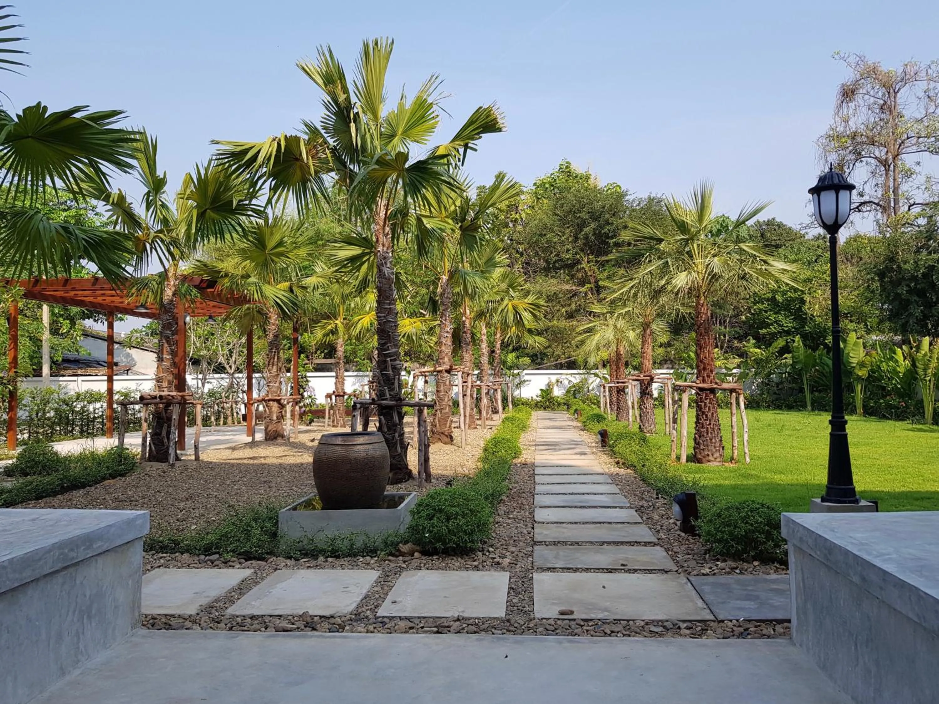 Garden in Chez Bure - Bure Homestay