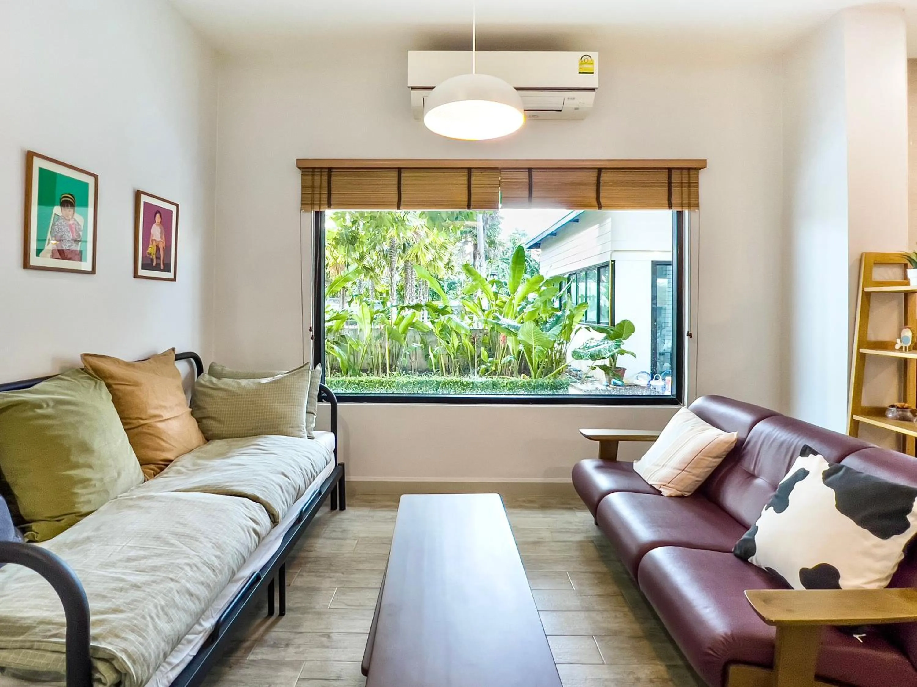 Living room in Chez Bure - Bure Homestay