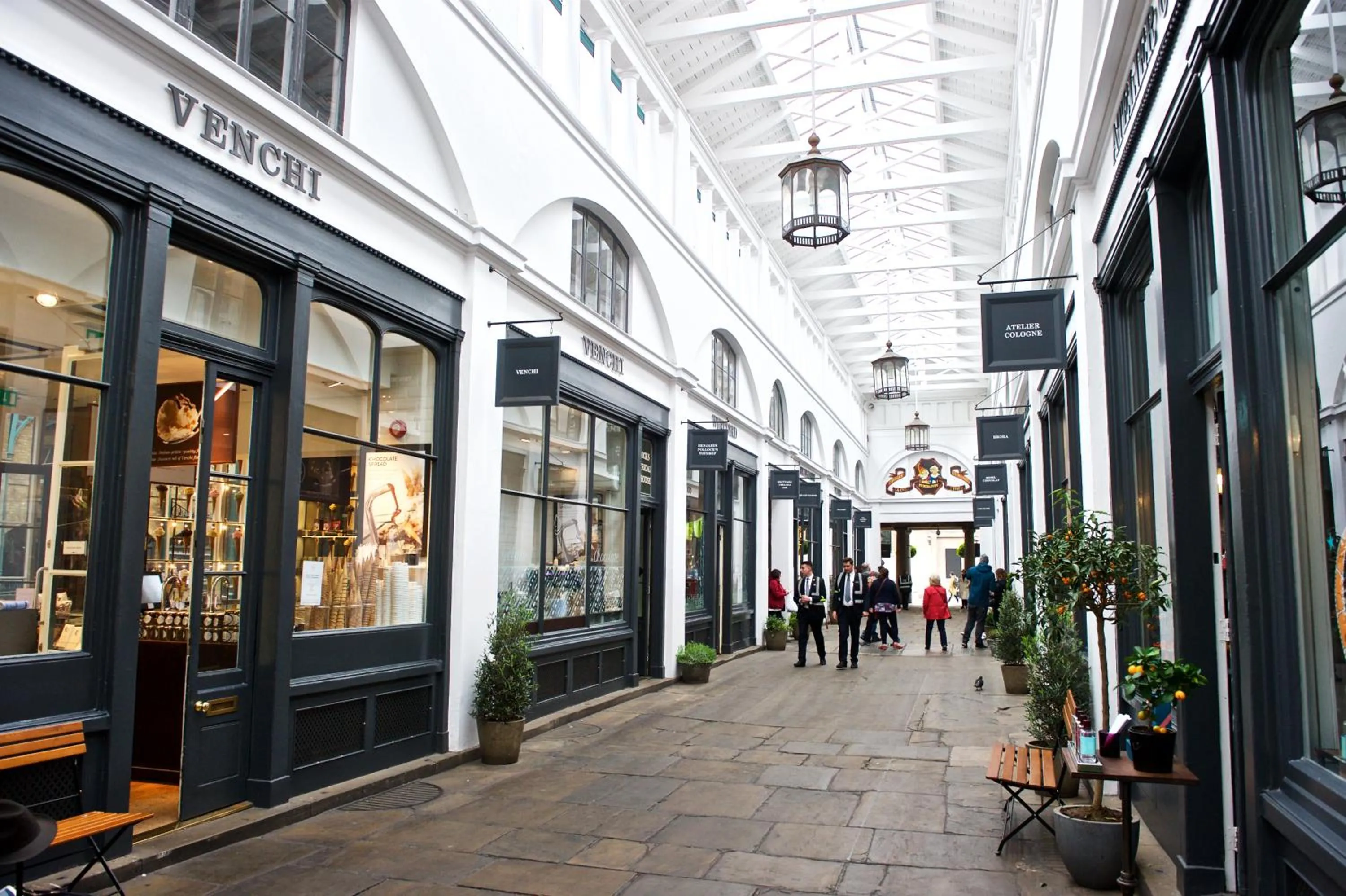 Neighbourhood in Wilde Aparthotels London Covent Garden