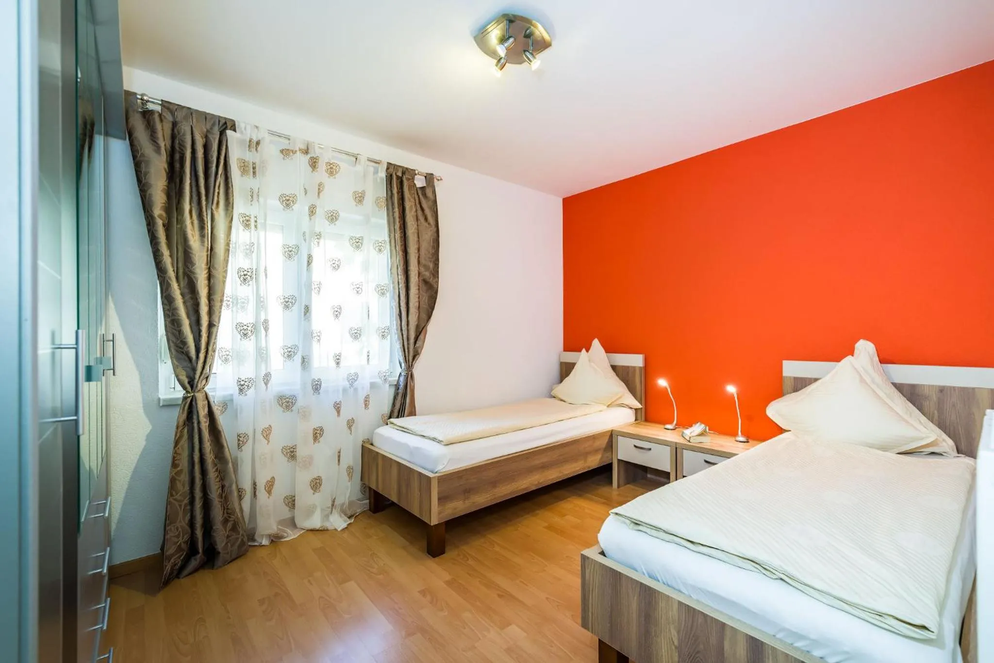 Bed in Villa Dalmatina Zadar mit Pool