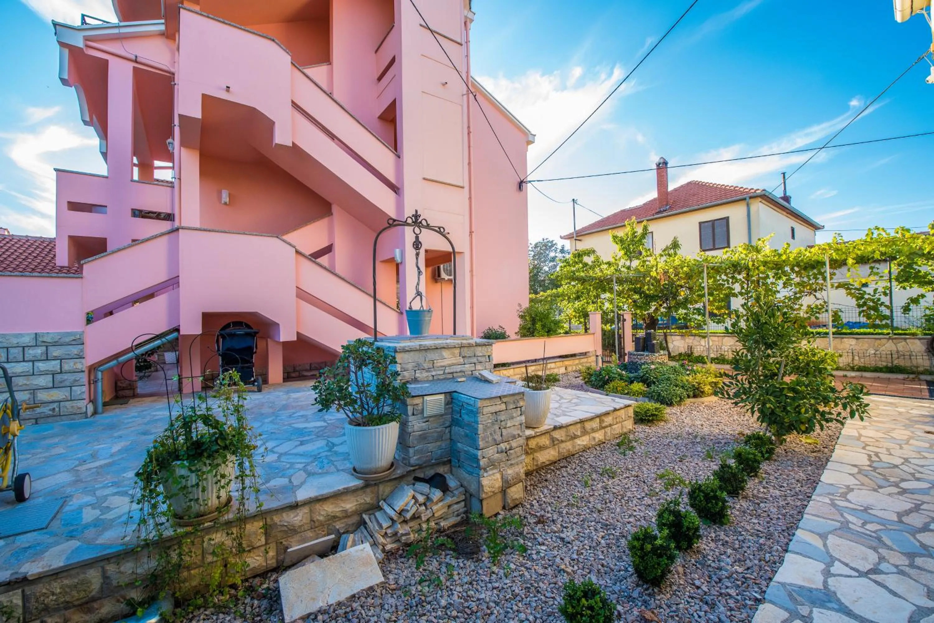 Facade/entrance in Villa Dalmatina Zadar mit Pool